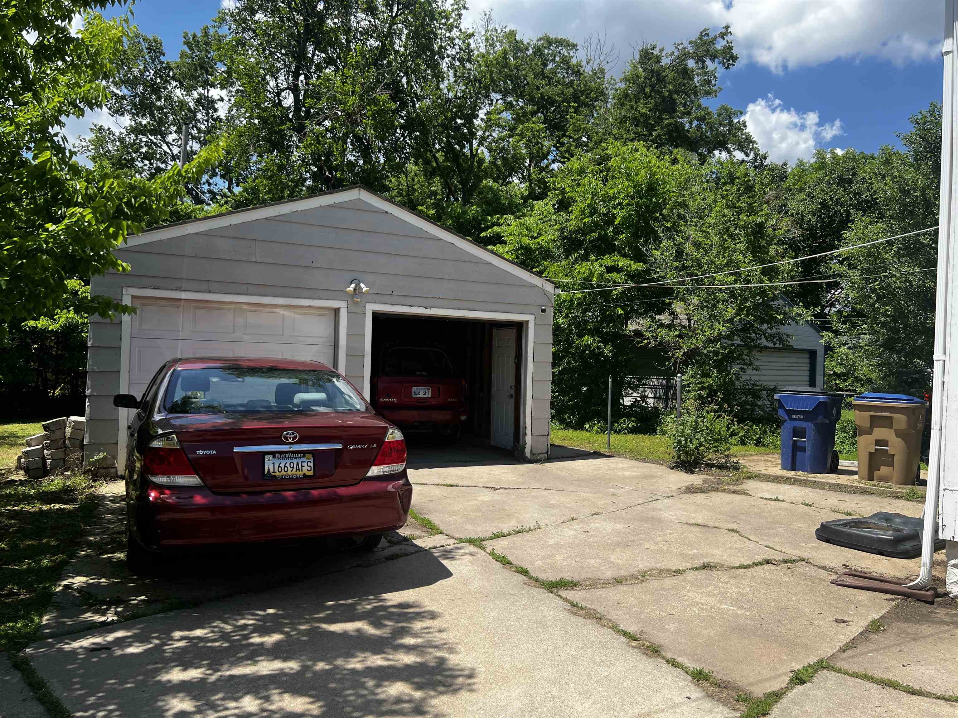 119 N Richmond Ave Property Photo 23