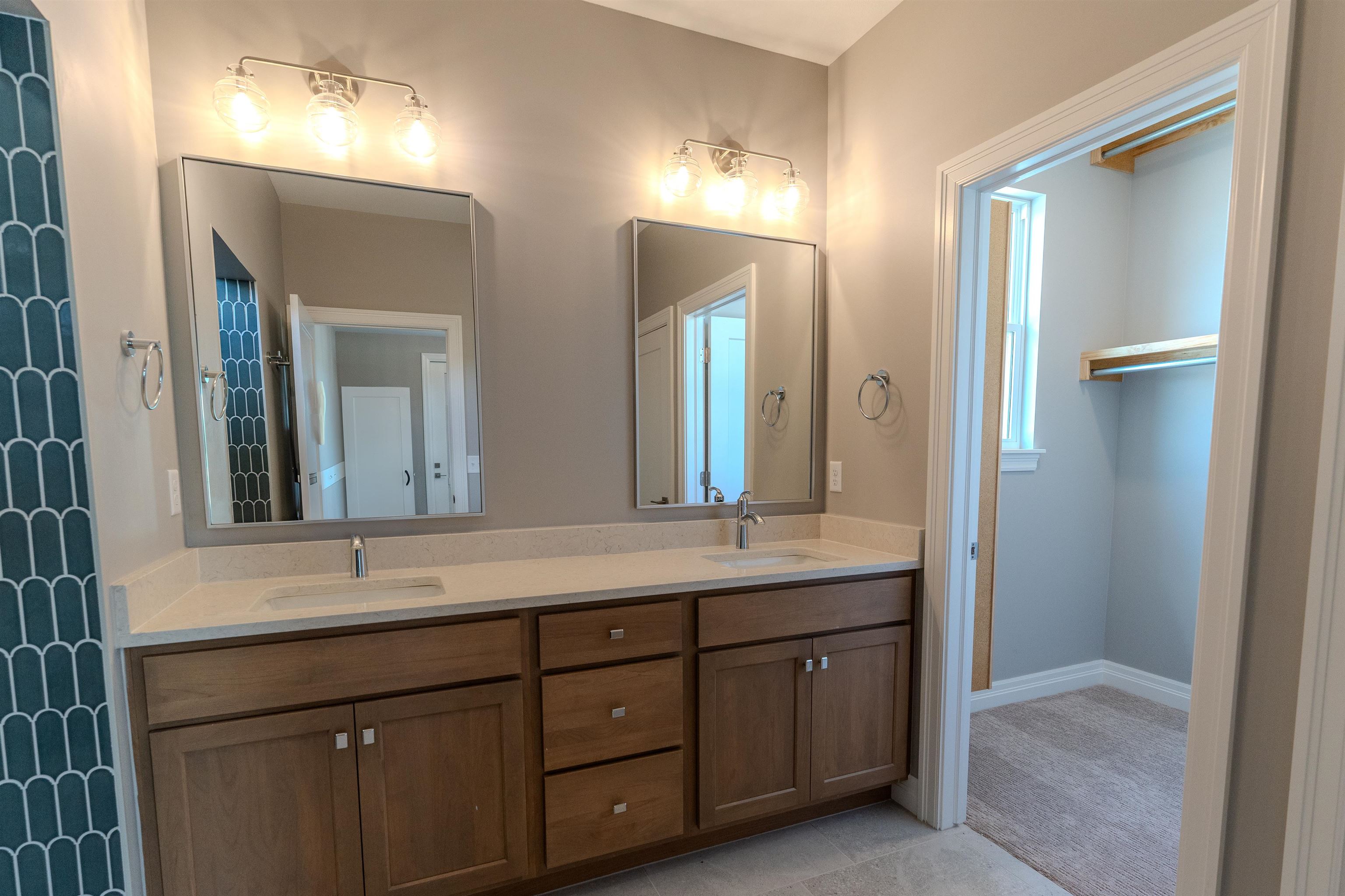 2718 W Shearwater St Property Photo 18