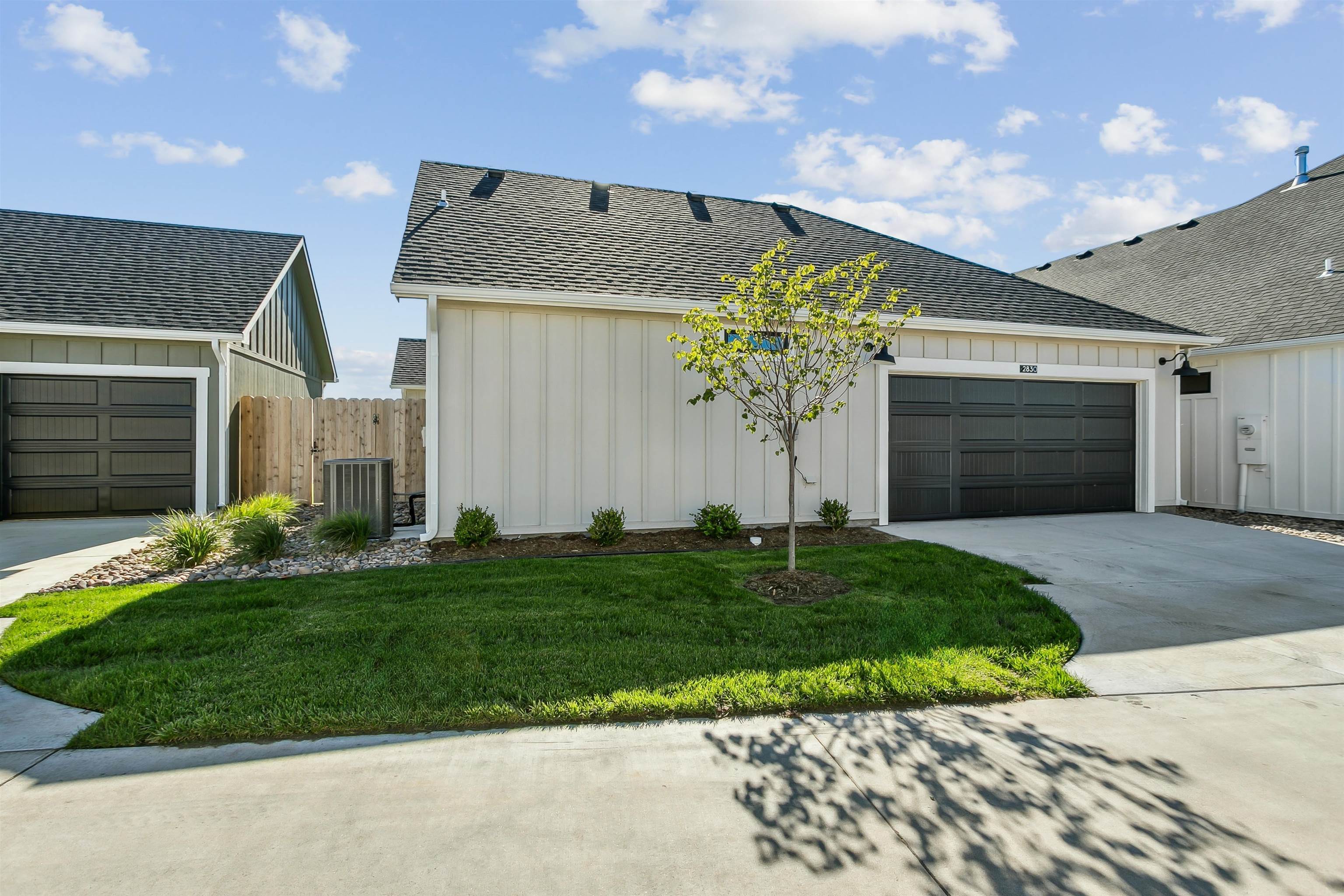2830 W Shearwater Property Photo 3