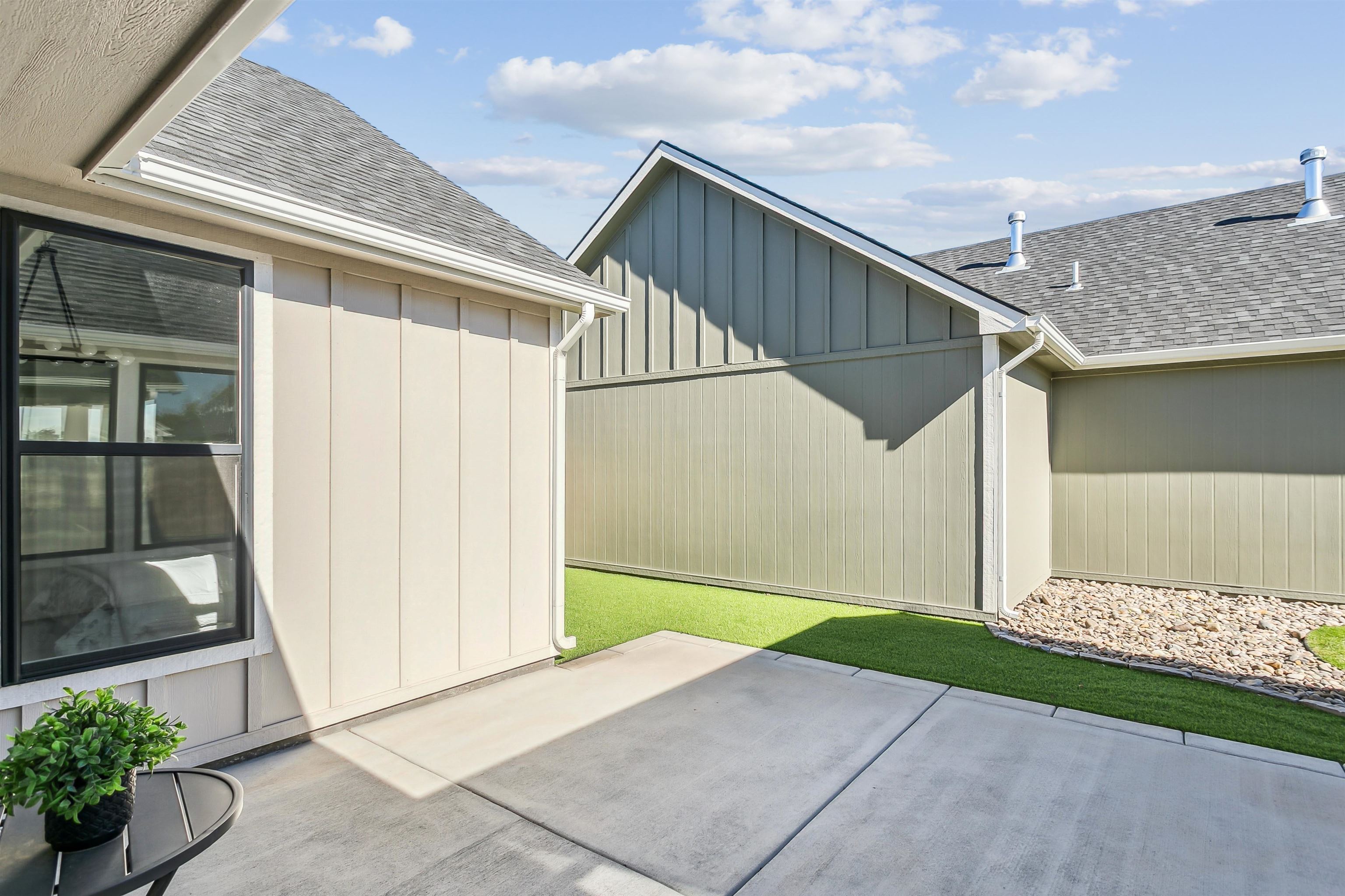 2830 W Shearwater Property Photo 5