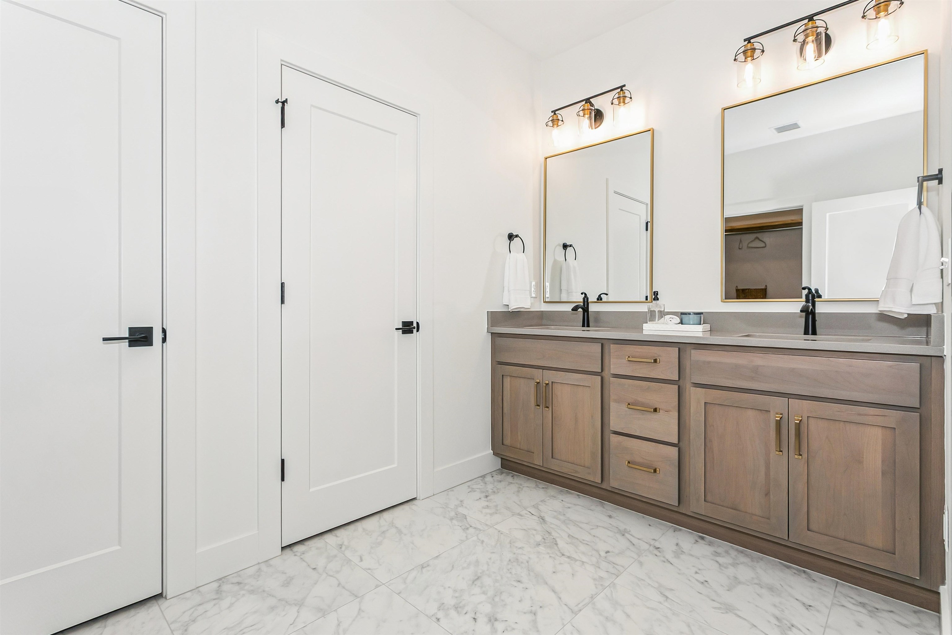 2830 W Shearwater Property Photo 16