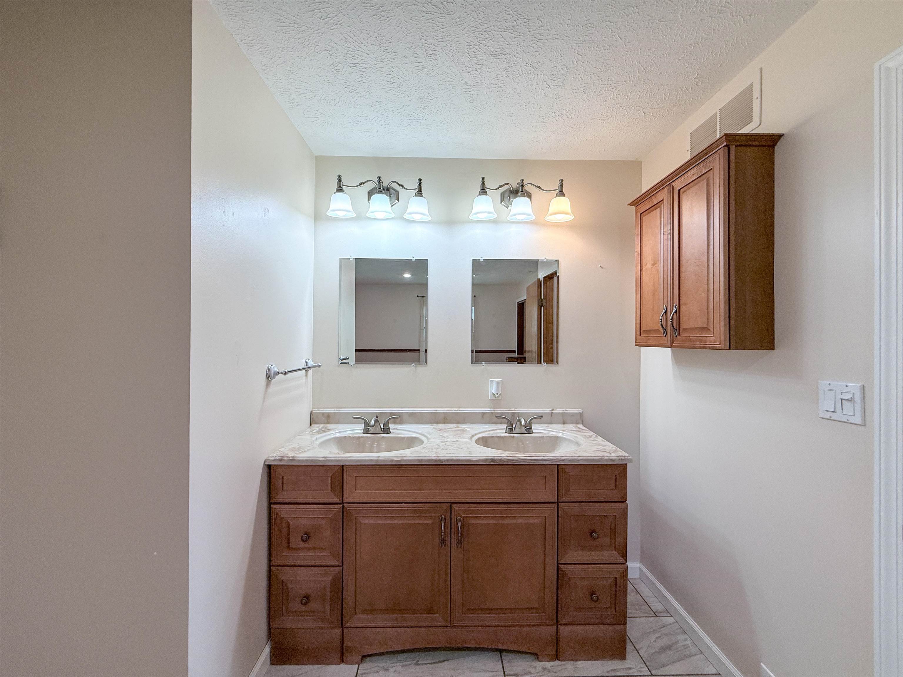 112 Willow Property Photo 19