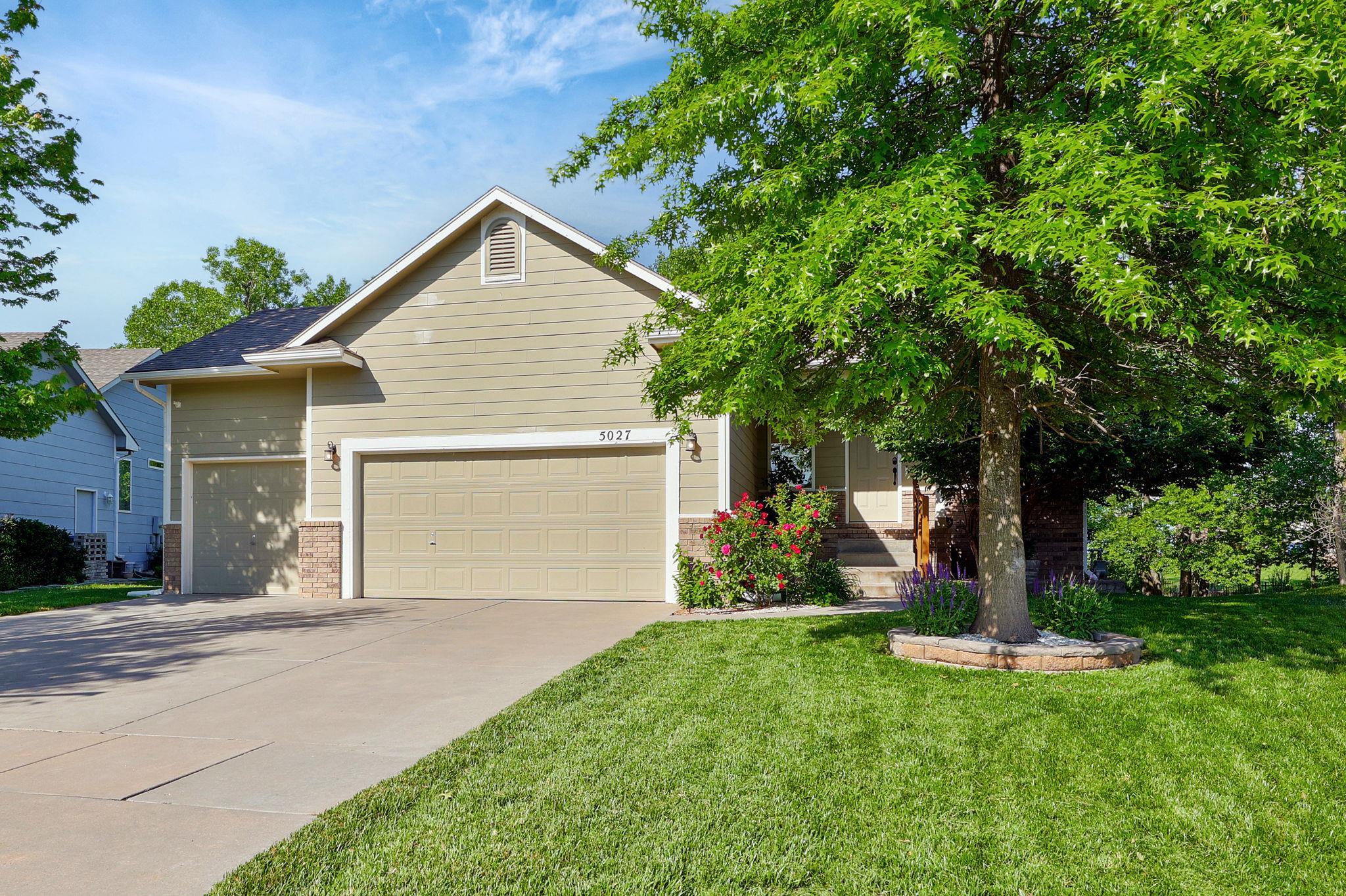 5027 N Osprey Cir Property Photo 1