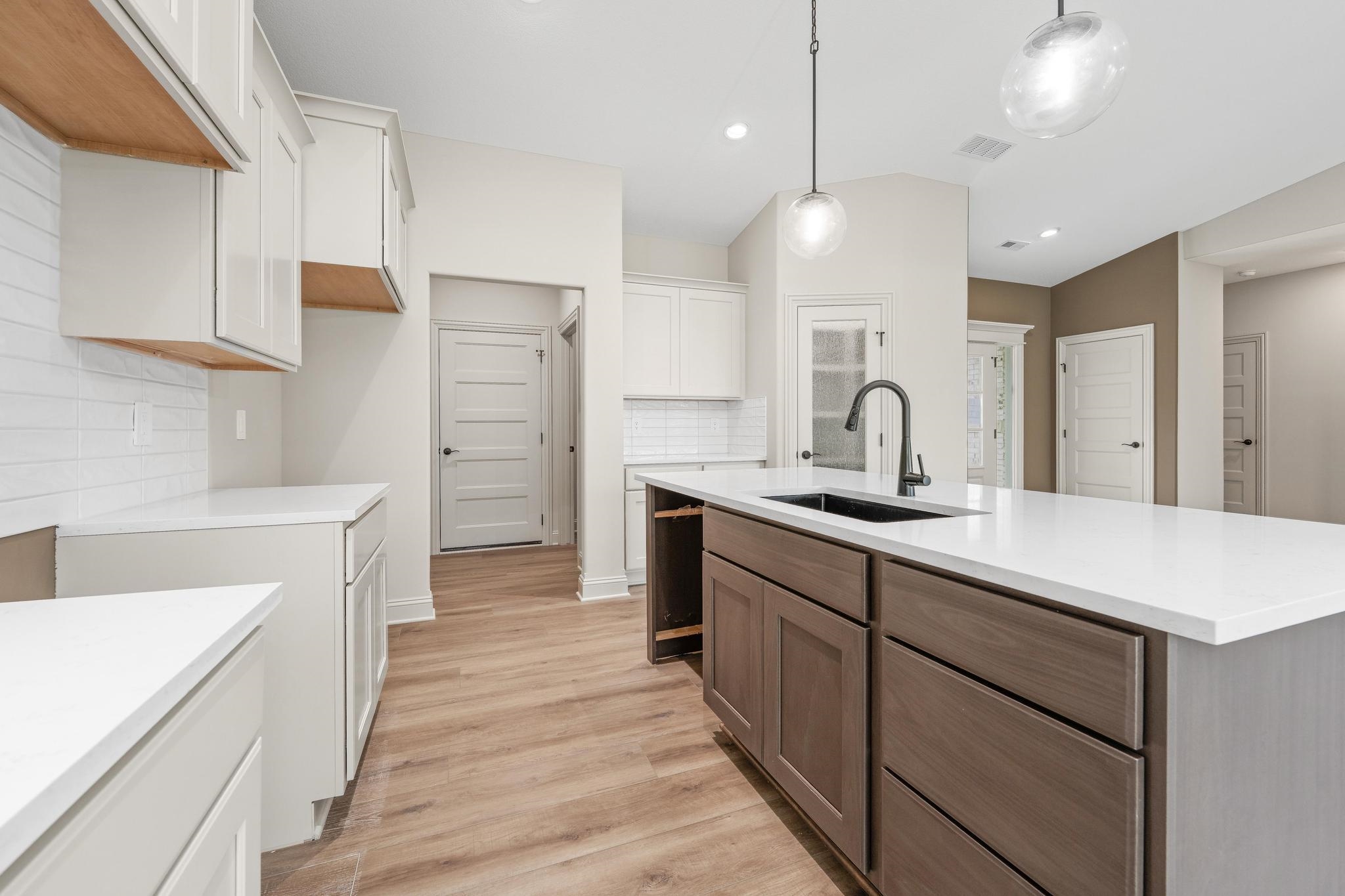 13418 W Jewell St Property Photo 13