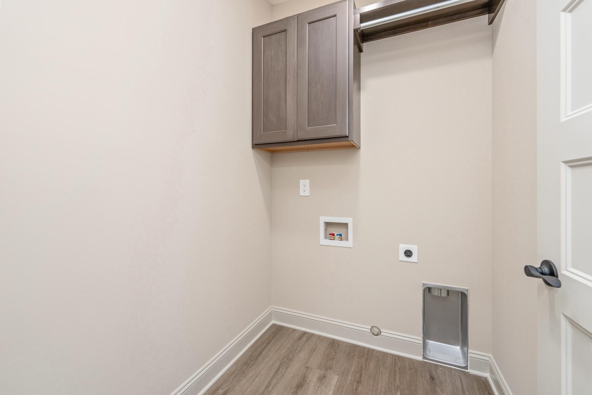 13418 W Jewell St Property Photo 28