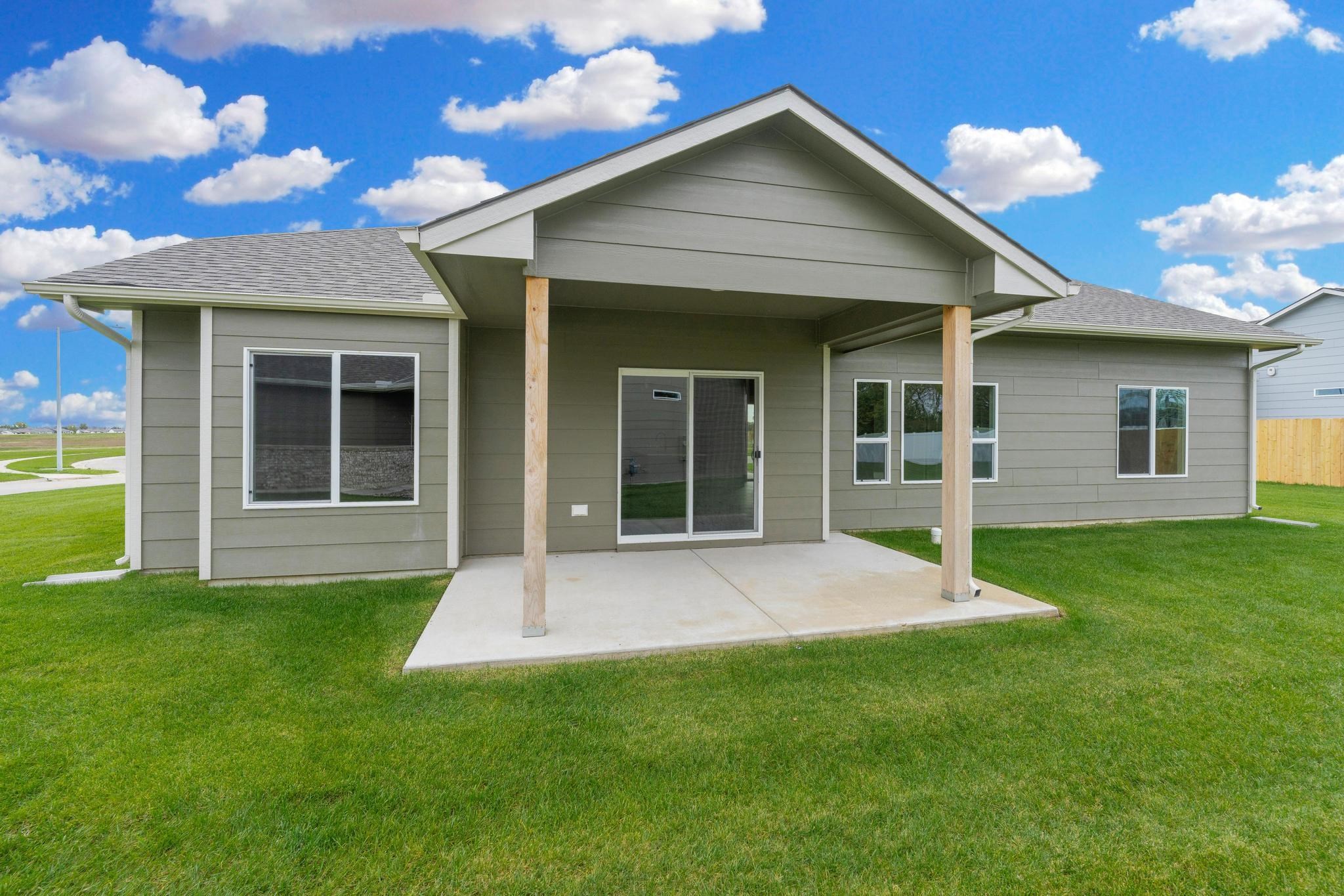 13418 W Jewell St Property Photo 29