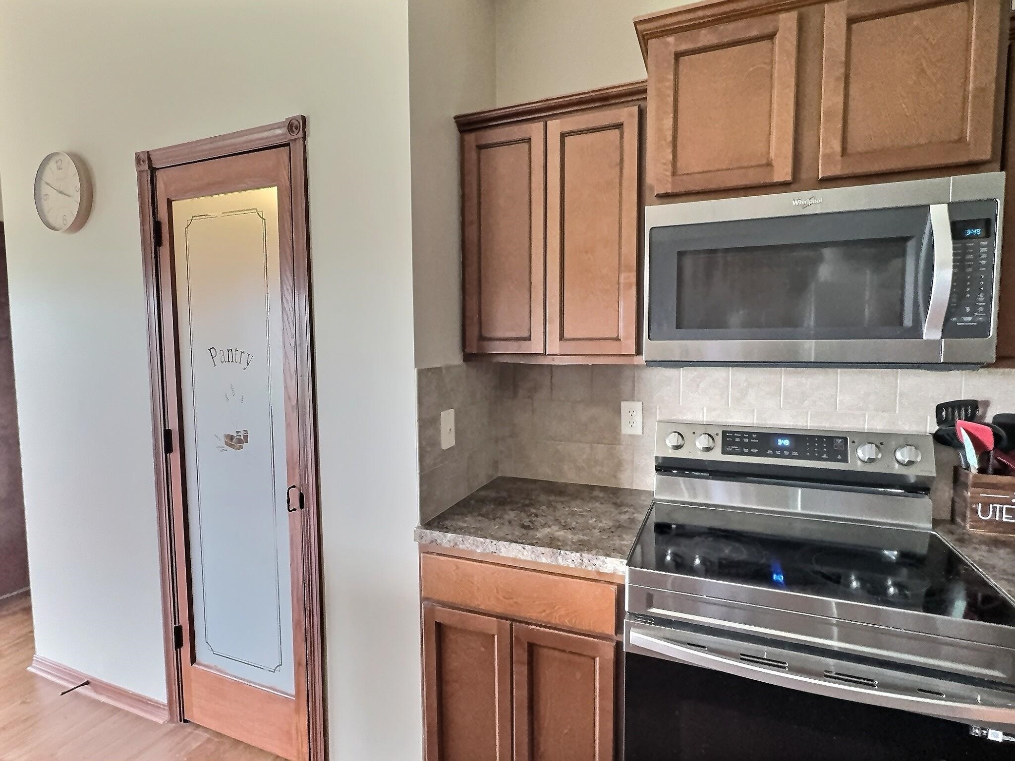 620 Goldspike Property Photo 7