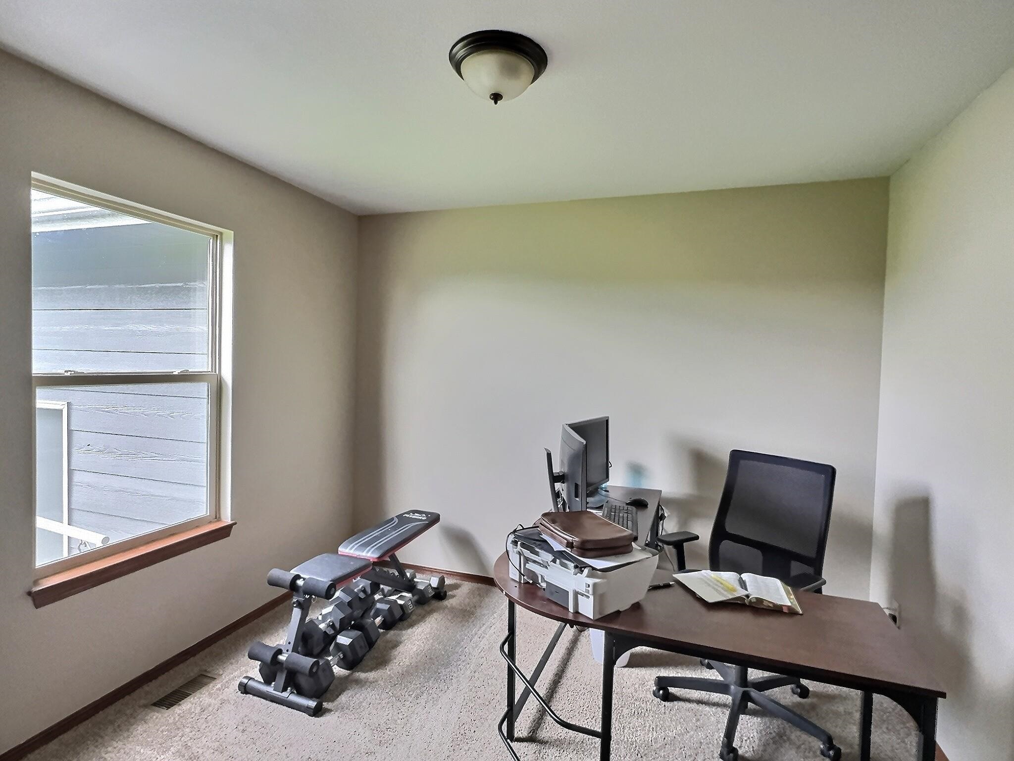 620 Goldspike Property Photo 15
