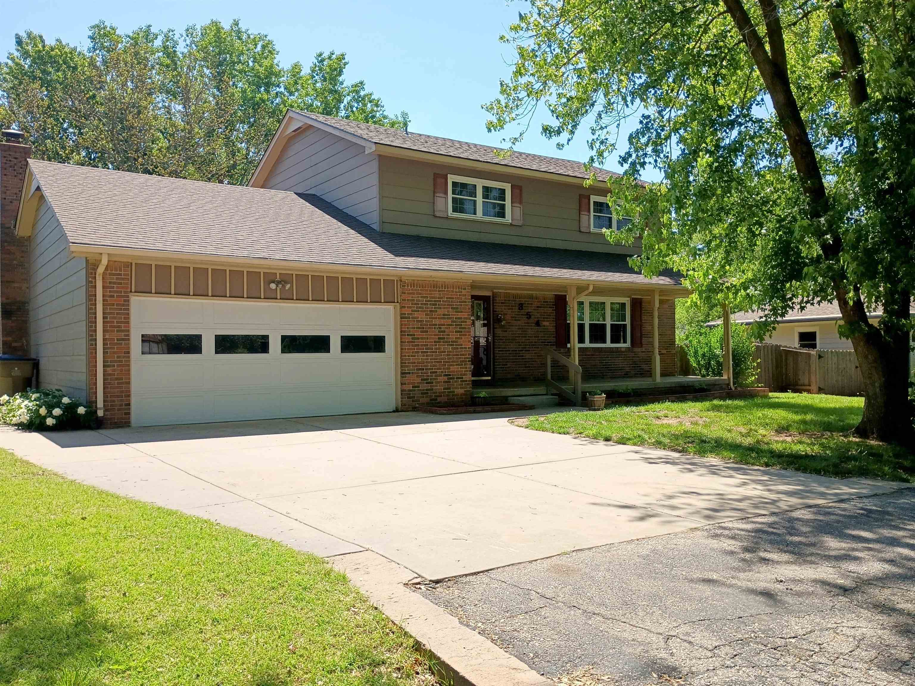 354 S Cardington St Property Photo 1