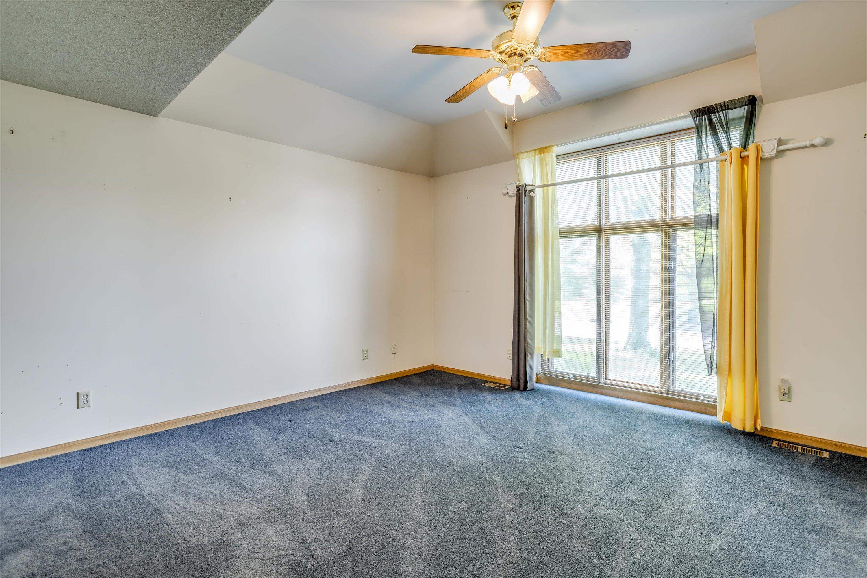 1355 N Cardington St Property Photo 13