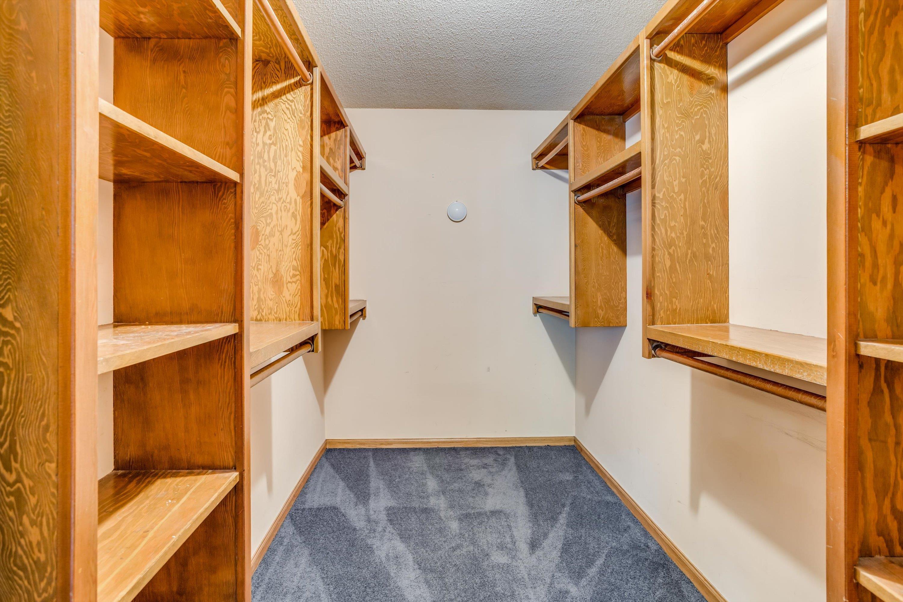 1355 N Cardington St Property Photo 14