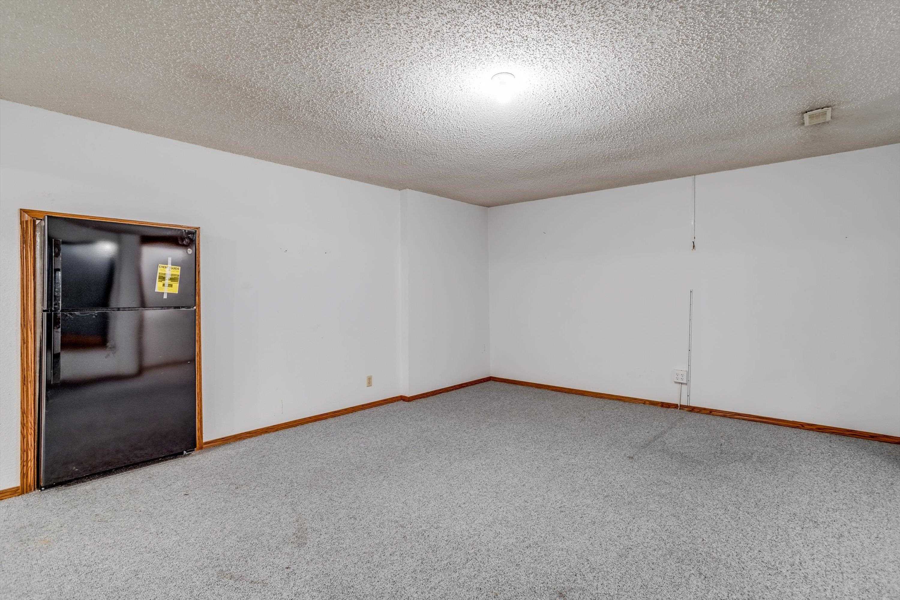 1355 N Cardington St Property Photo 24