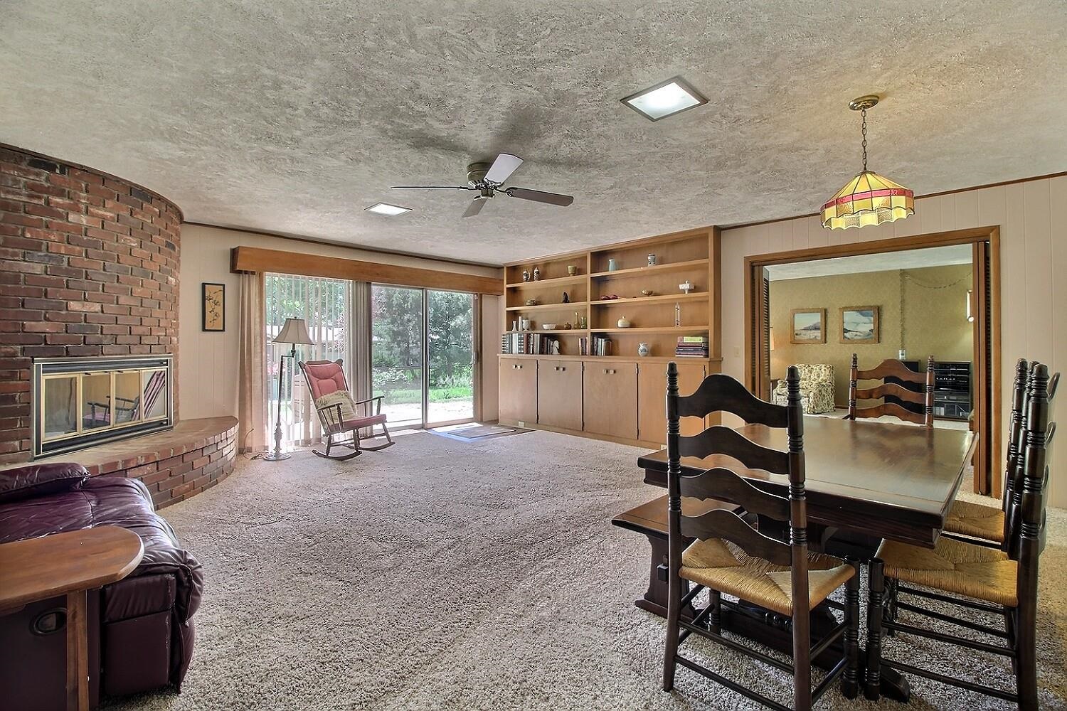 9711 W Par Ln Property Photo 6