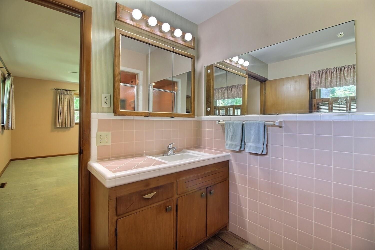 9711 W Par Ln Property Photo 21