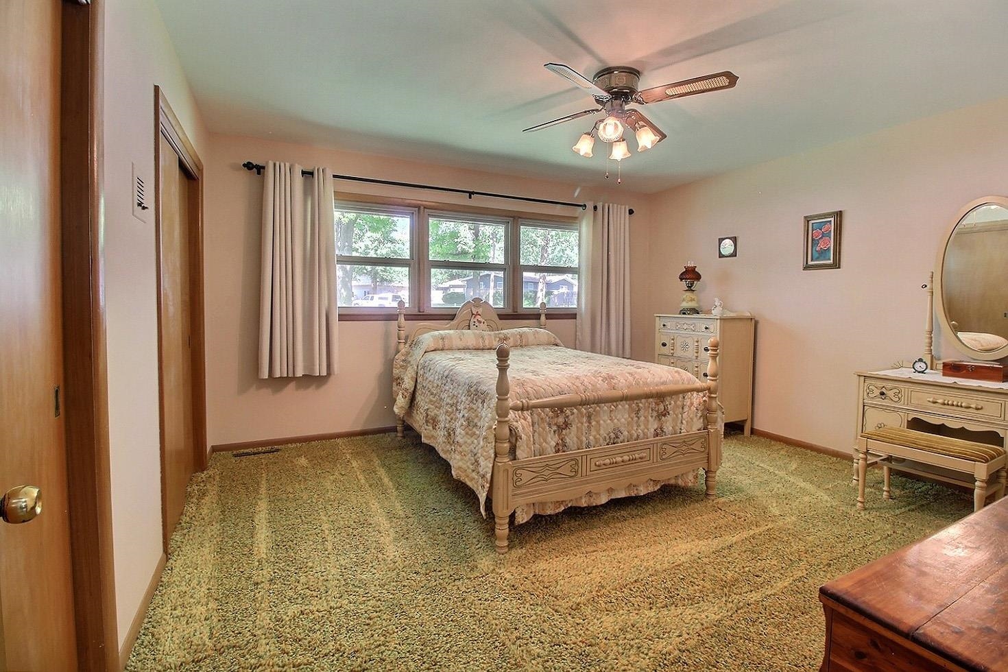 9711 W Par Ln Property Photo 24