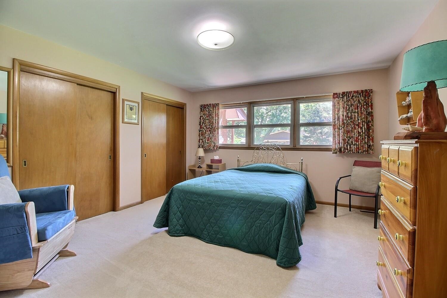 9711 W Par Ln Property Photo 26
