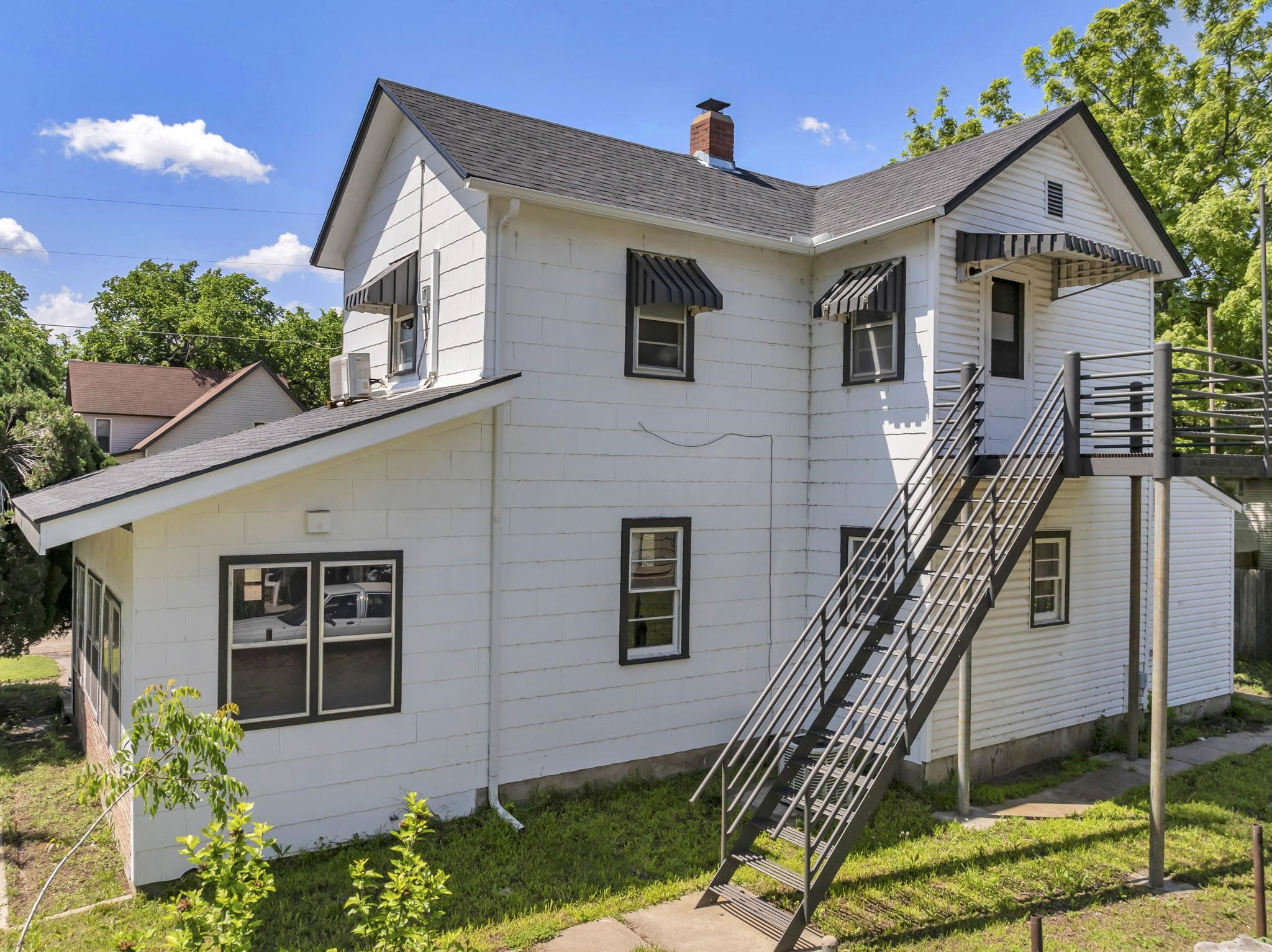 729 & 729 1/2 S Martinson St Property Photo 19