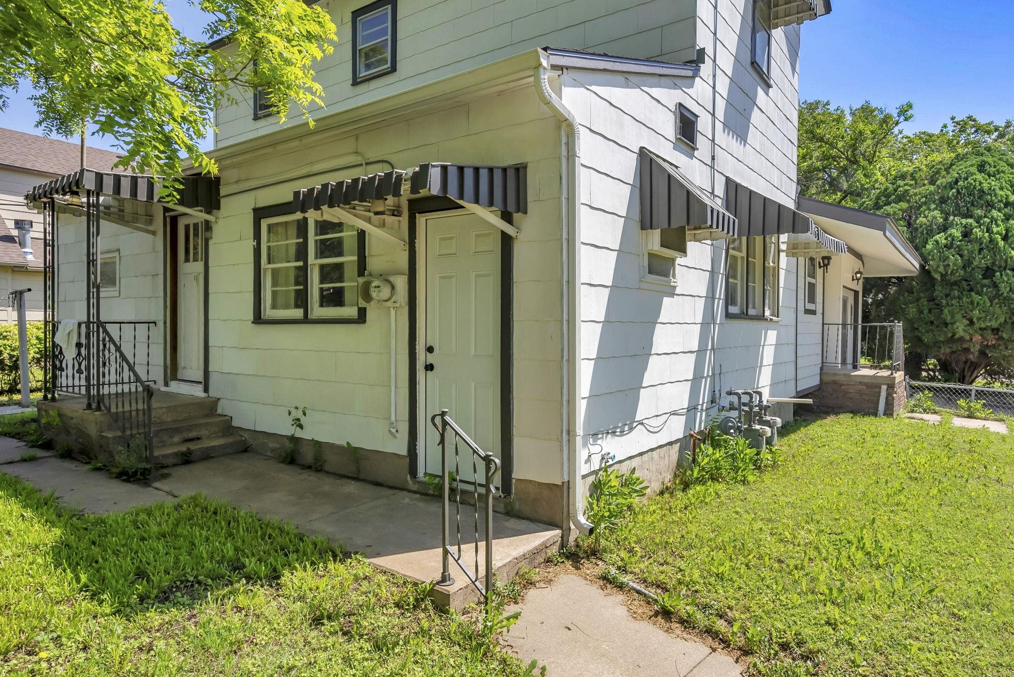 729 & 729 1/2 S Martinson St Property Photo 34