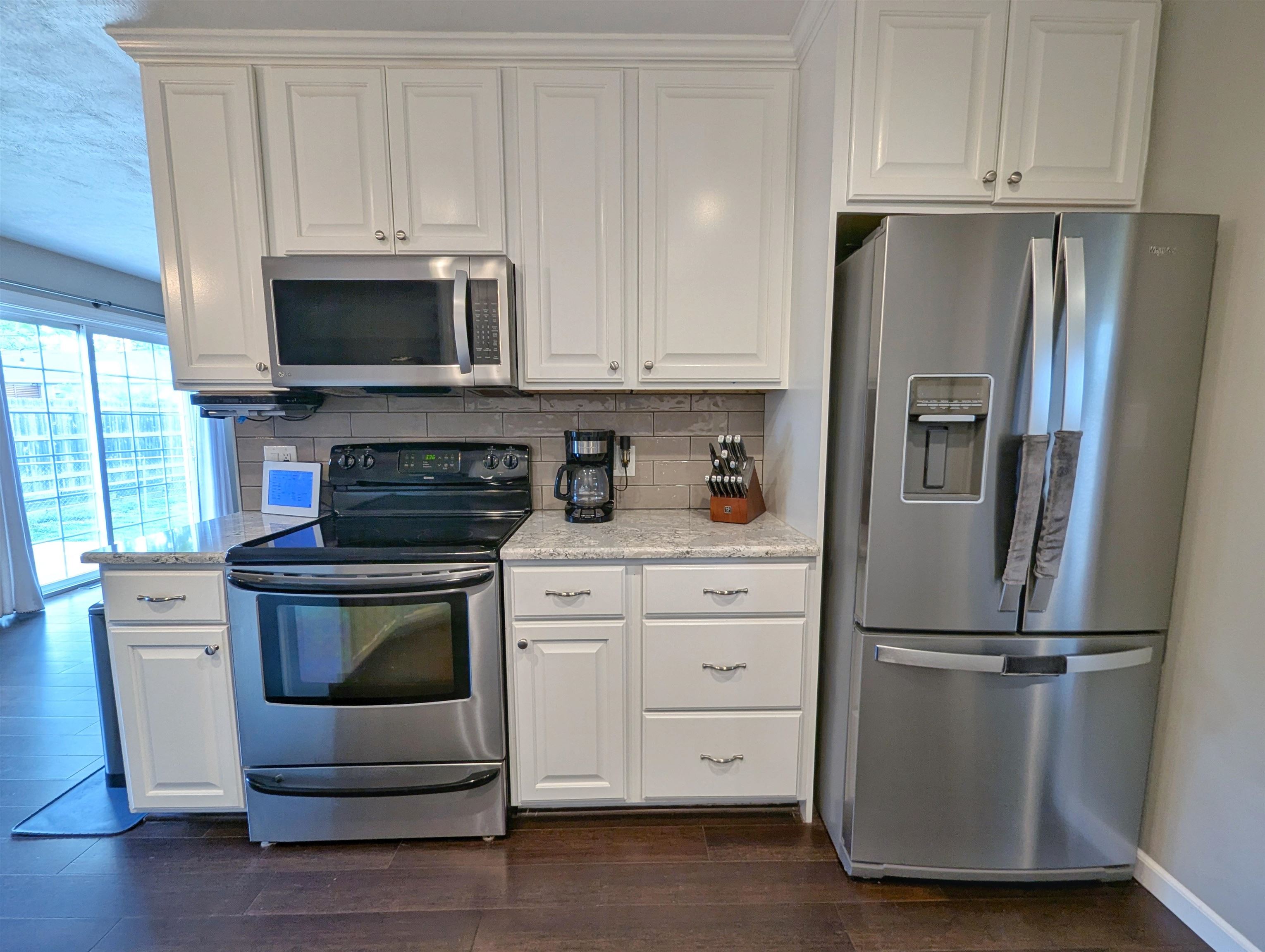 2023 Lynwood Dr Property Photo 17