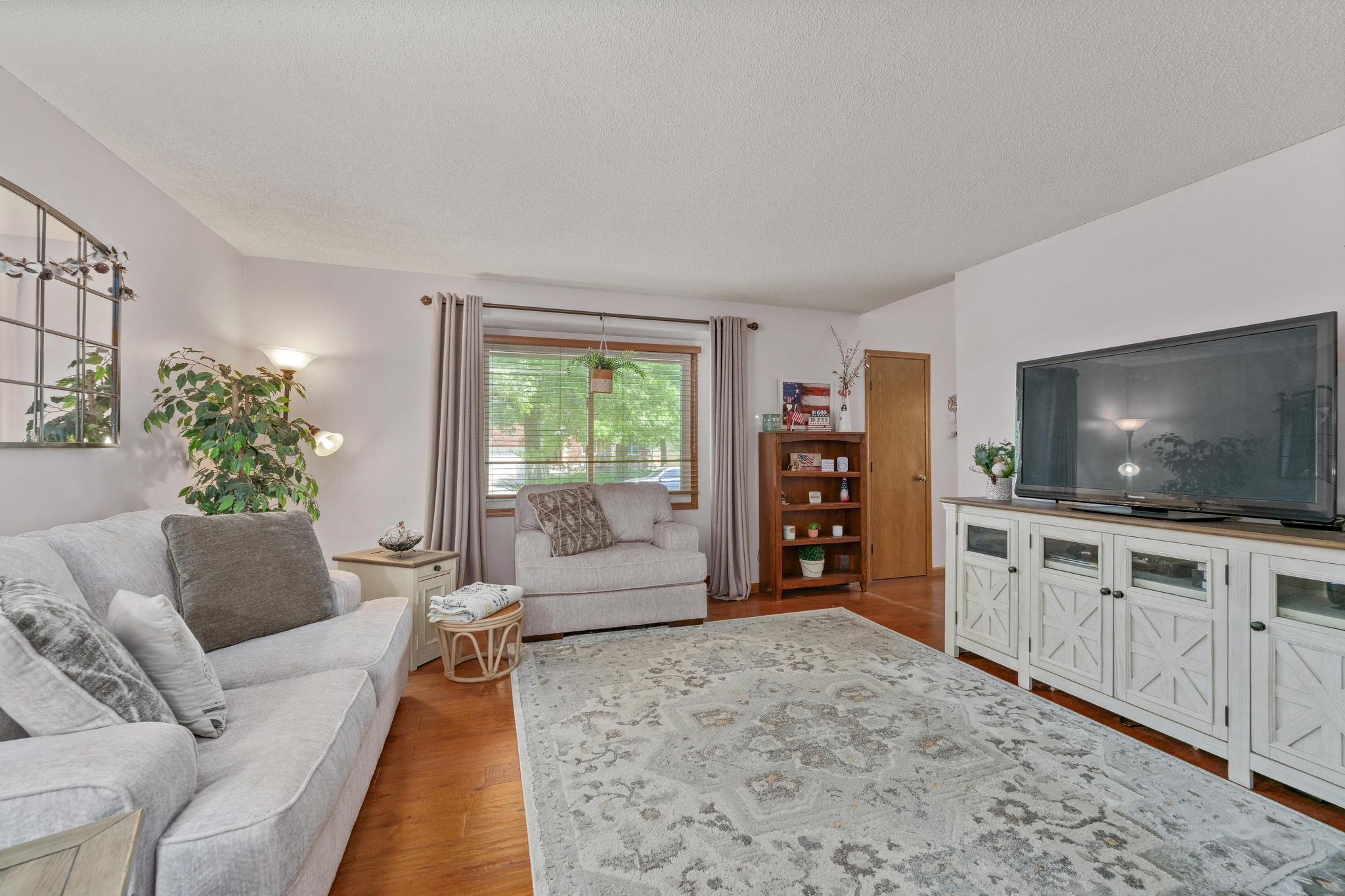 9715 W Cornelison St Property Photo 10