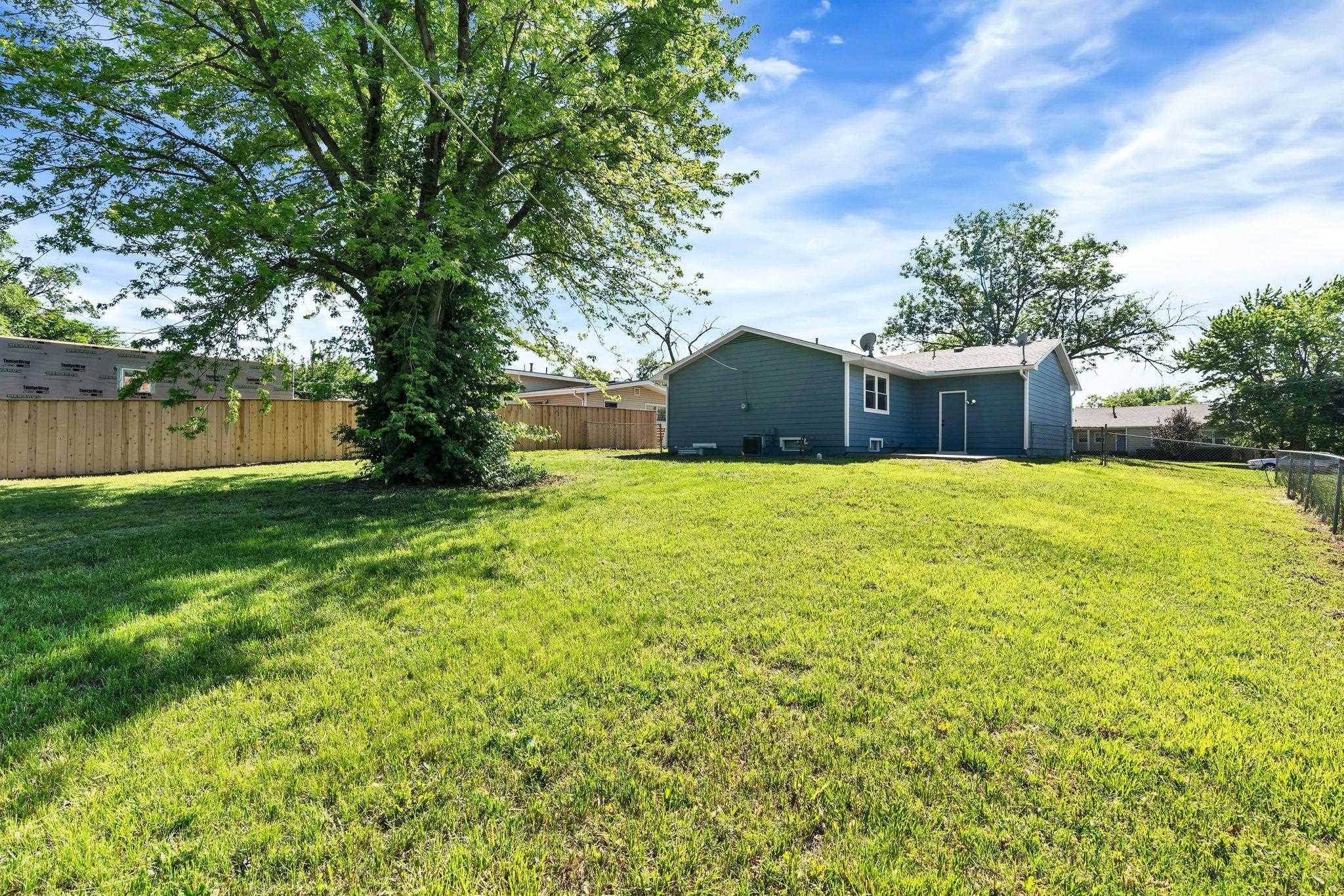 2640 N Holyoke St. Property Photo 32