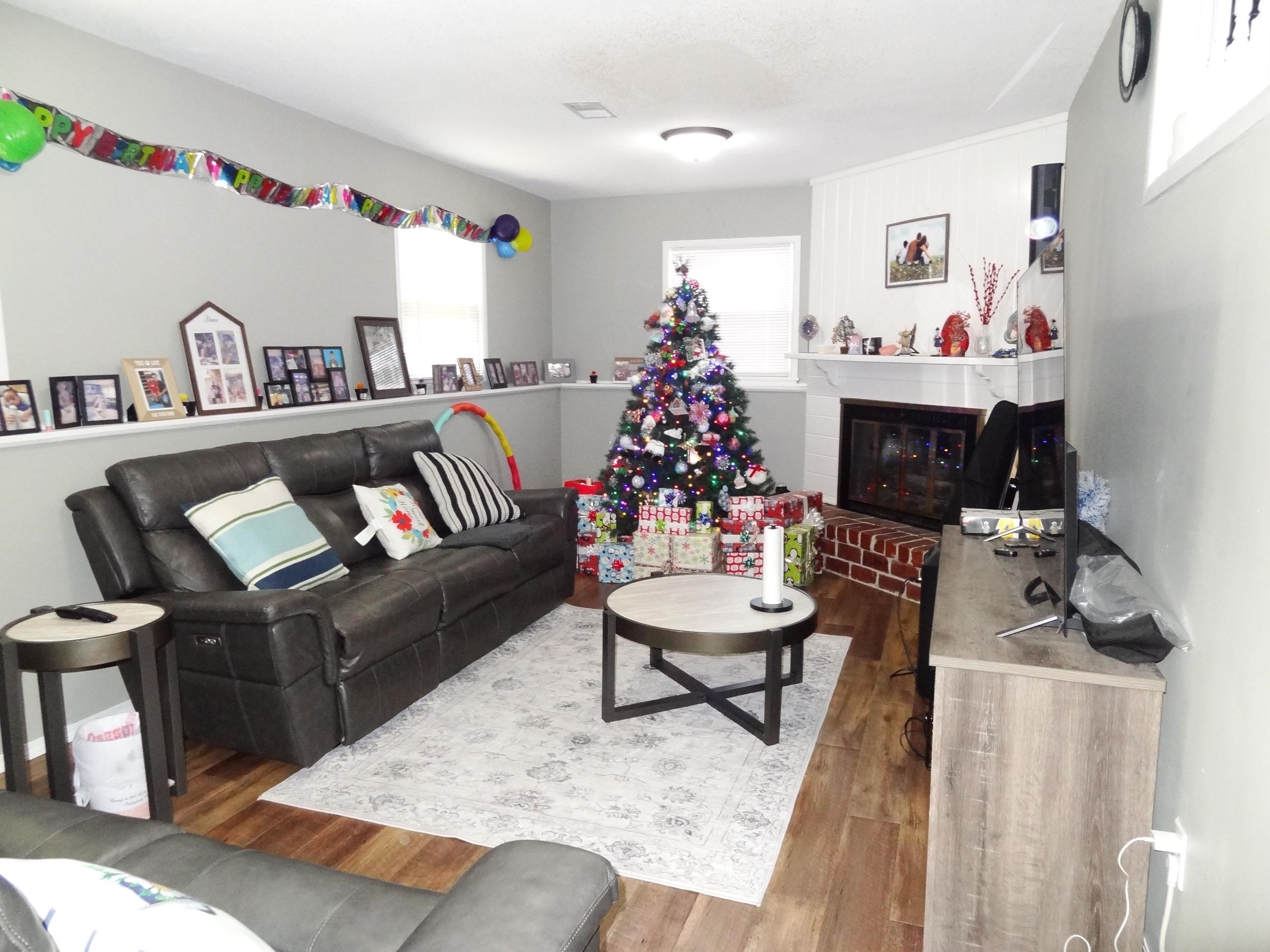 1009 S Dalton Property Photo 4