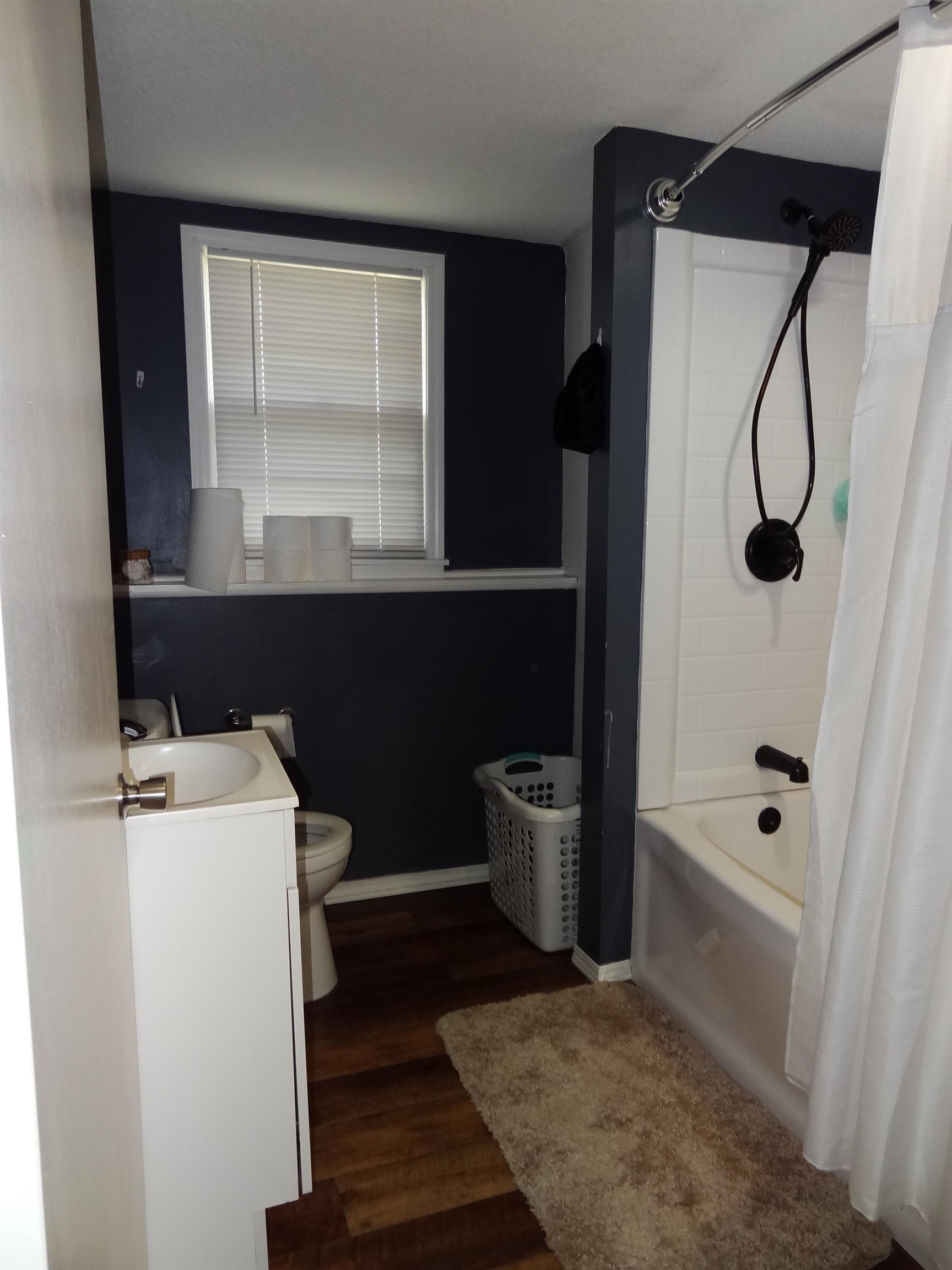1009 S Dalton Property Photo 13