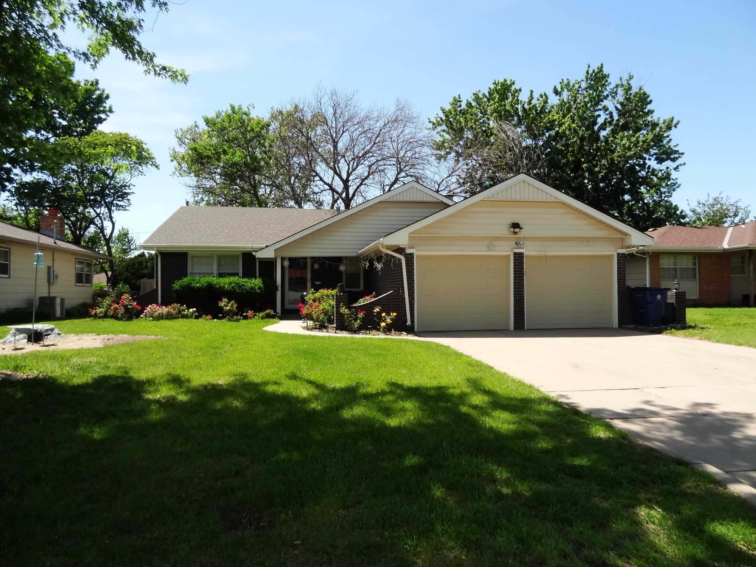 1009 S Dalton Property Photo 17