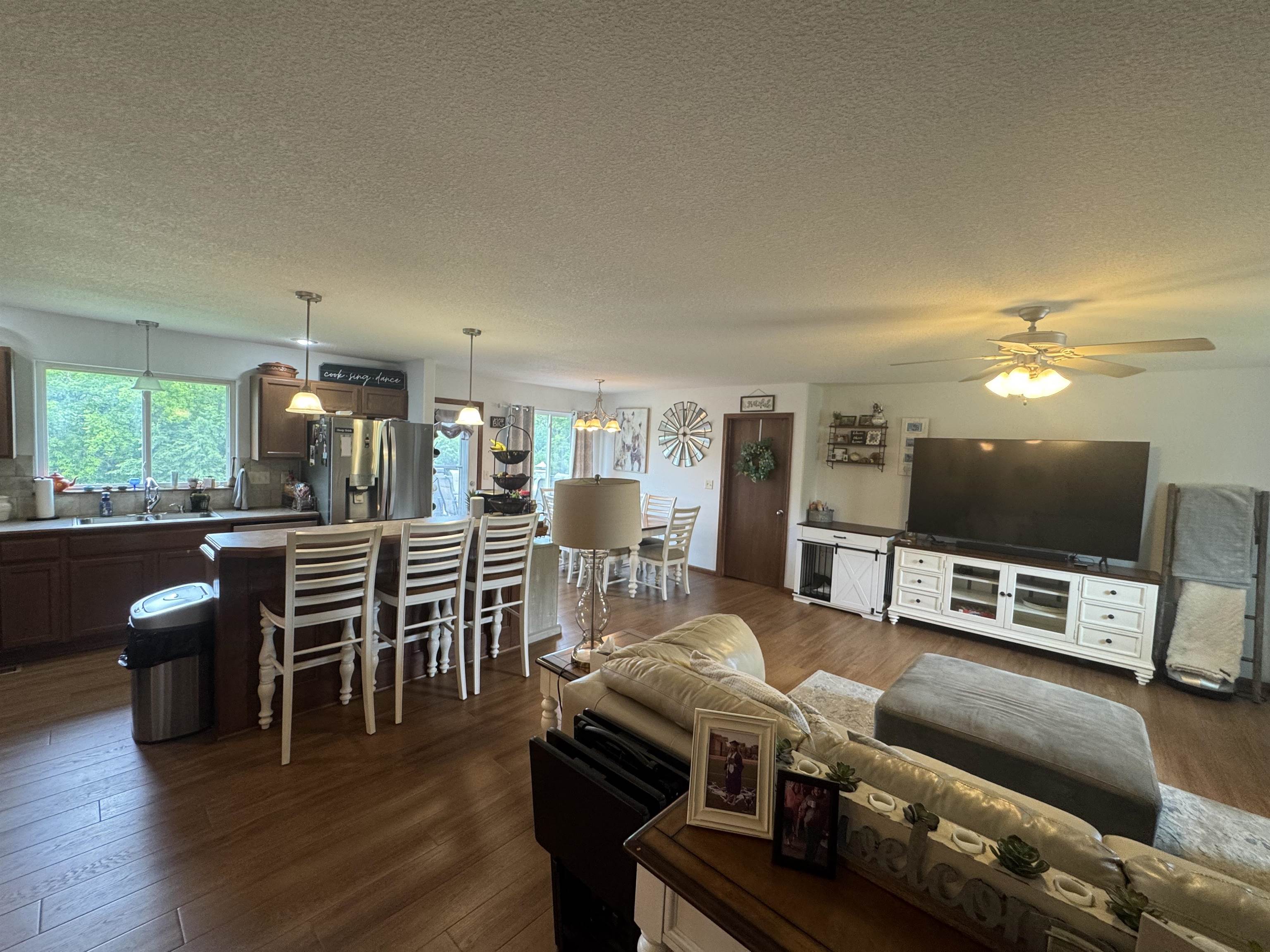 2902 Yaeger Dr Property Photo 17