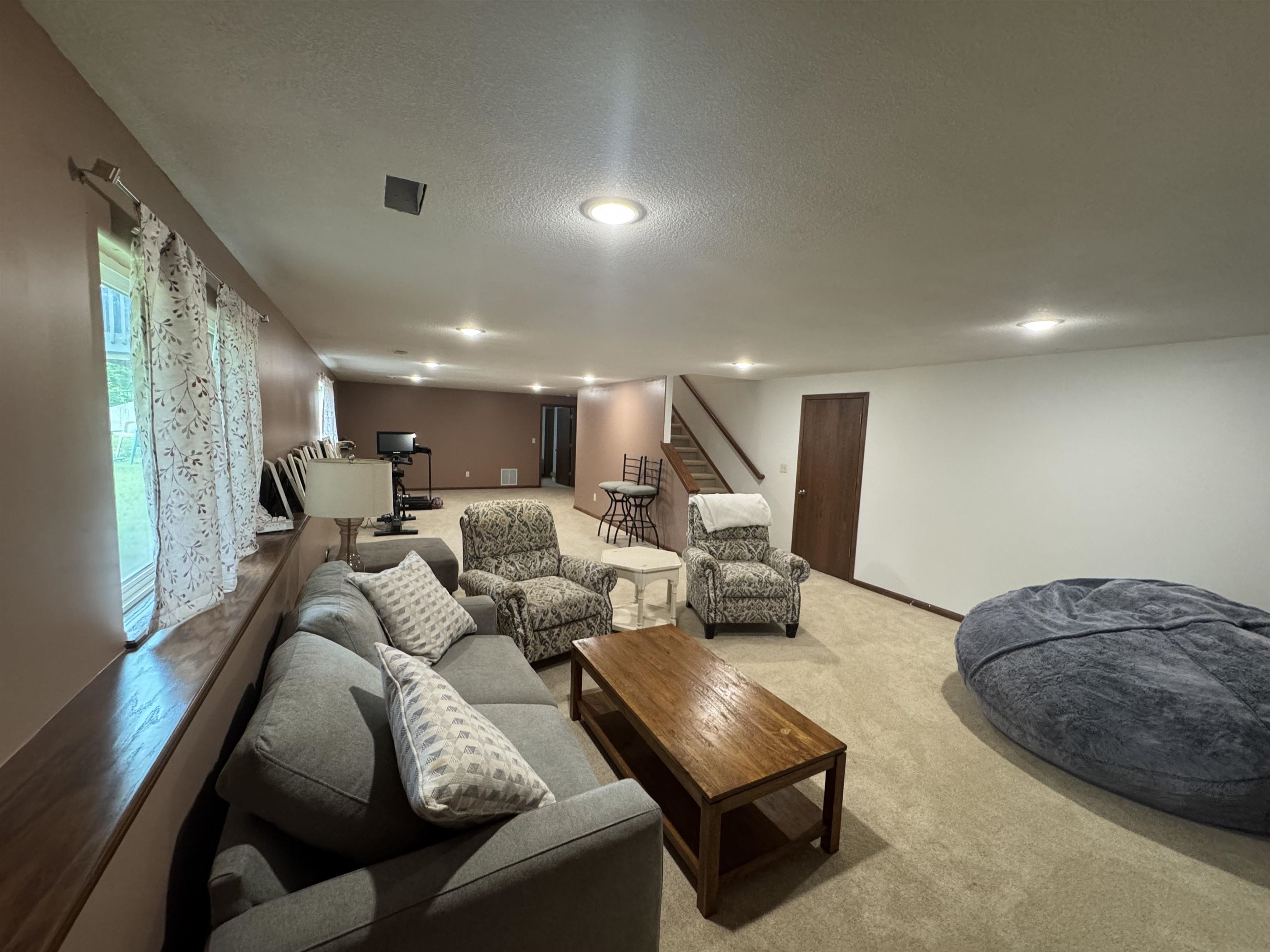 2902 Yaeger Dr Property Photo 26