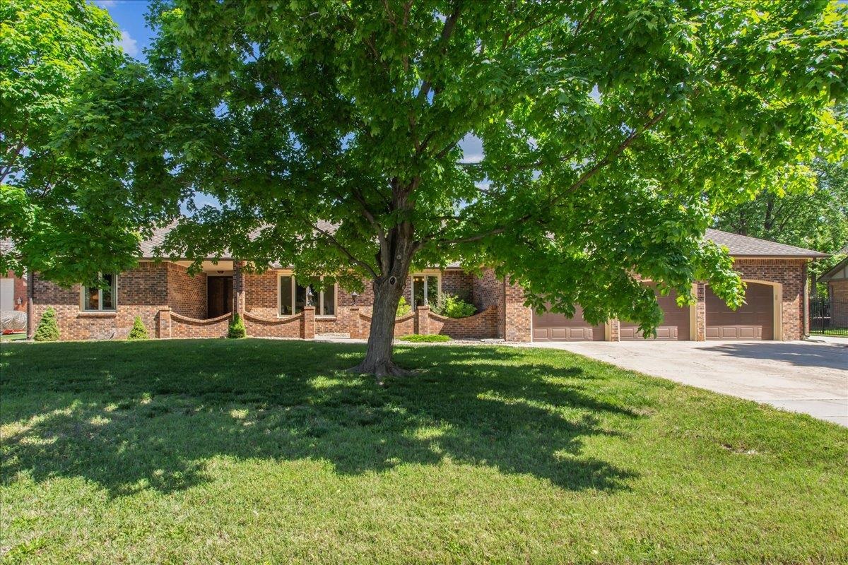 14314 E Killarney Cir Property Photo 1