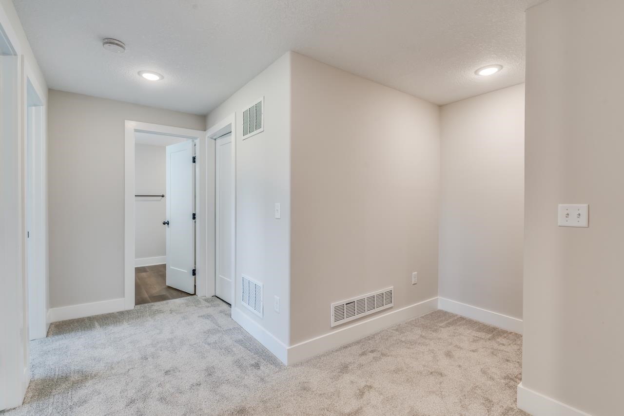 5523 N St. Paul St. Property Photo 28