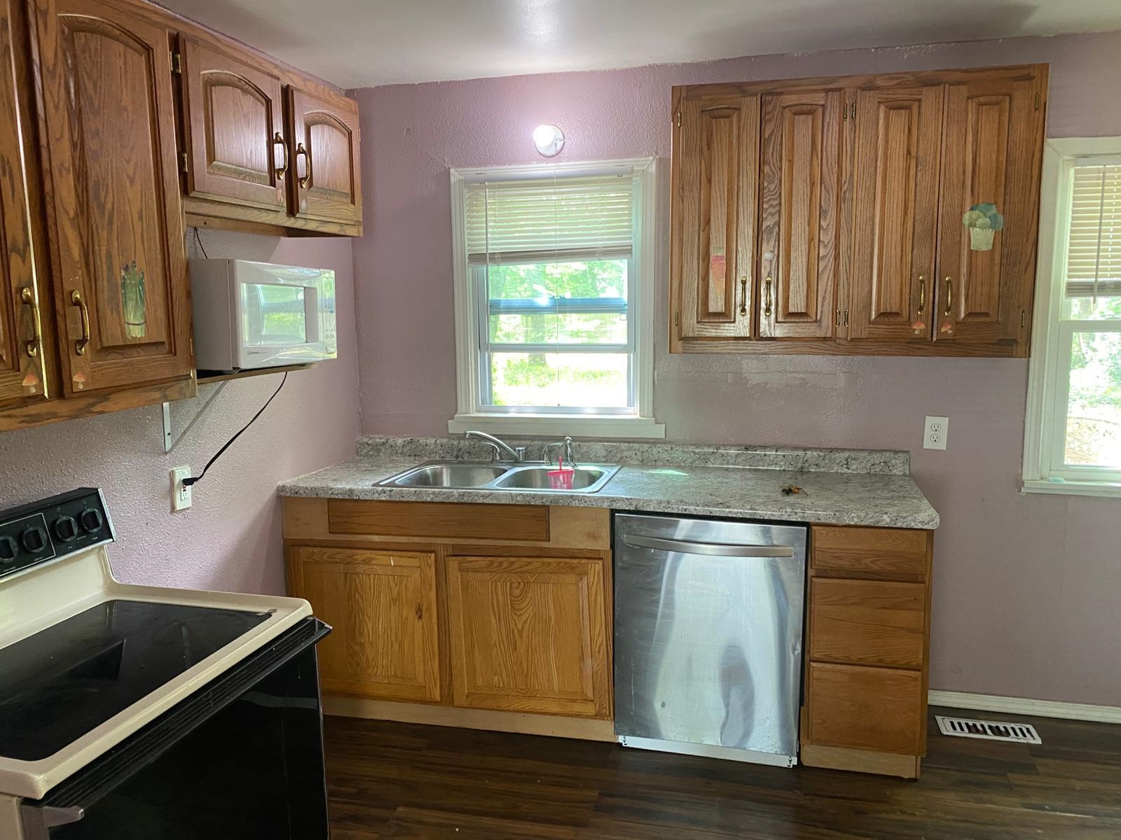 1243 N Dellrose Ave. Property Photo 6