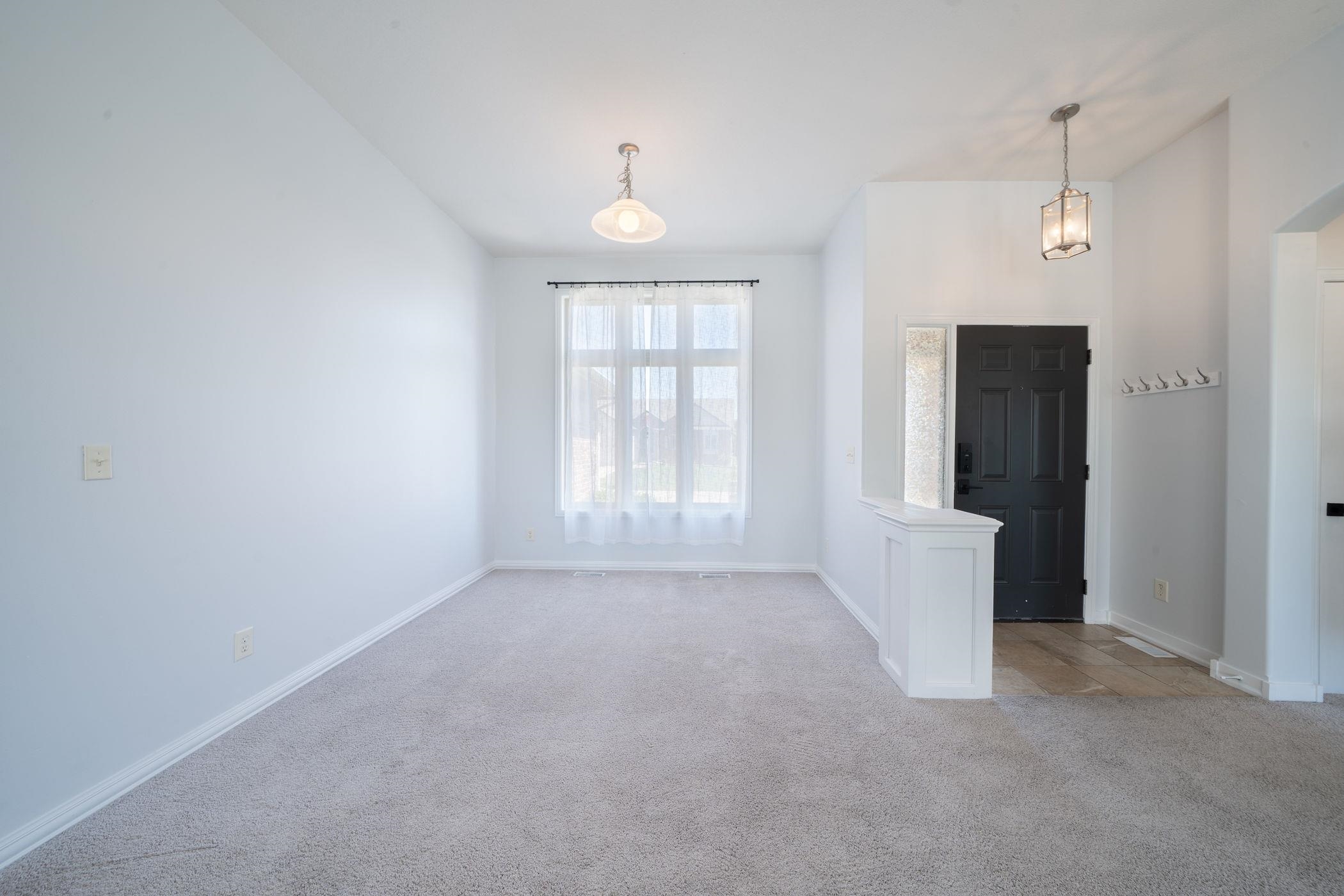 14011 E Watson St Property Photo 4