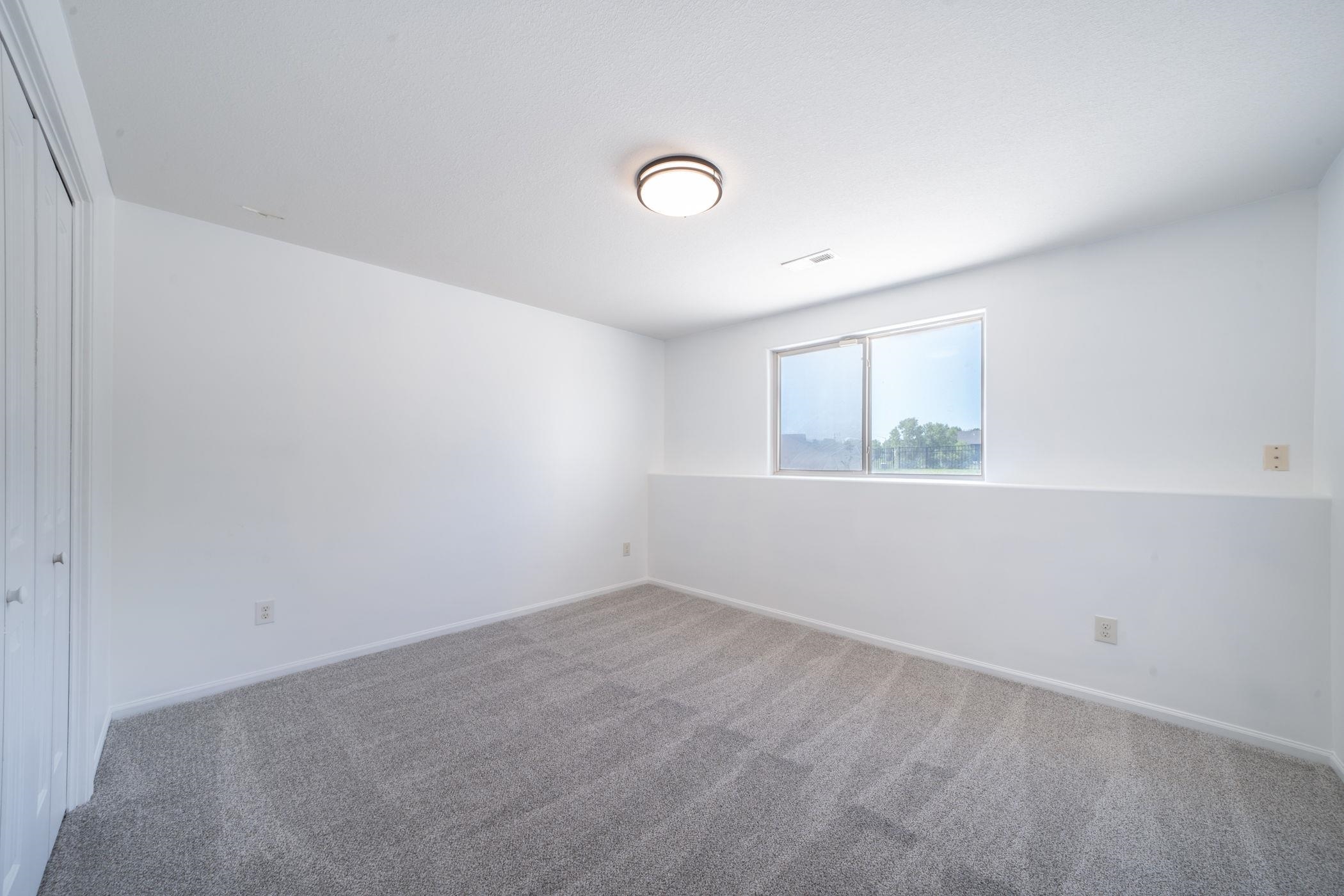 14011 E Watson St Property Photo 24