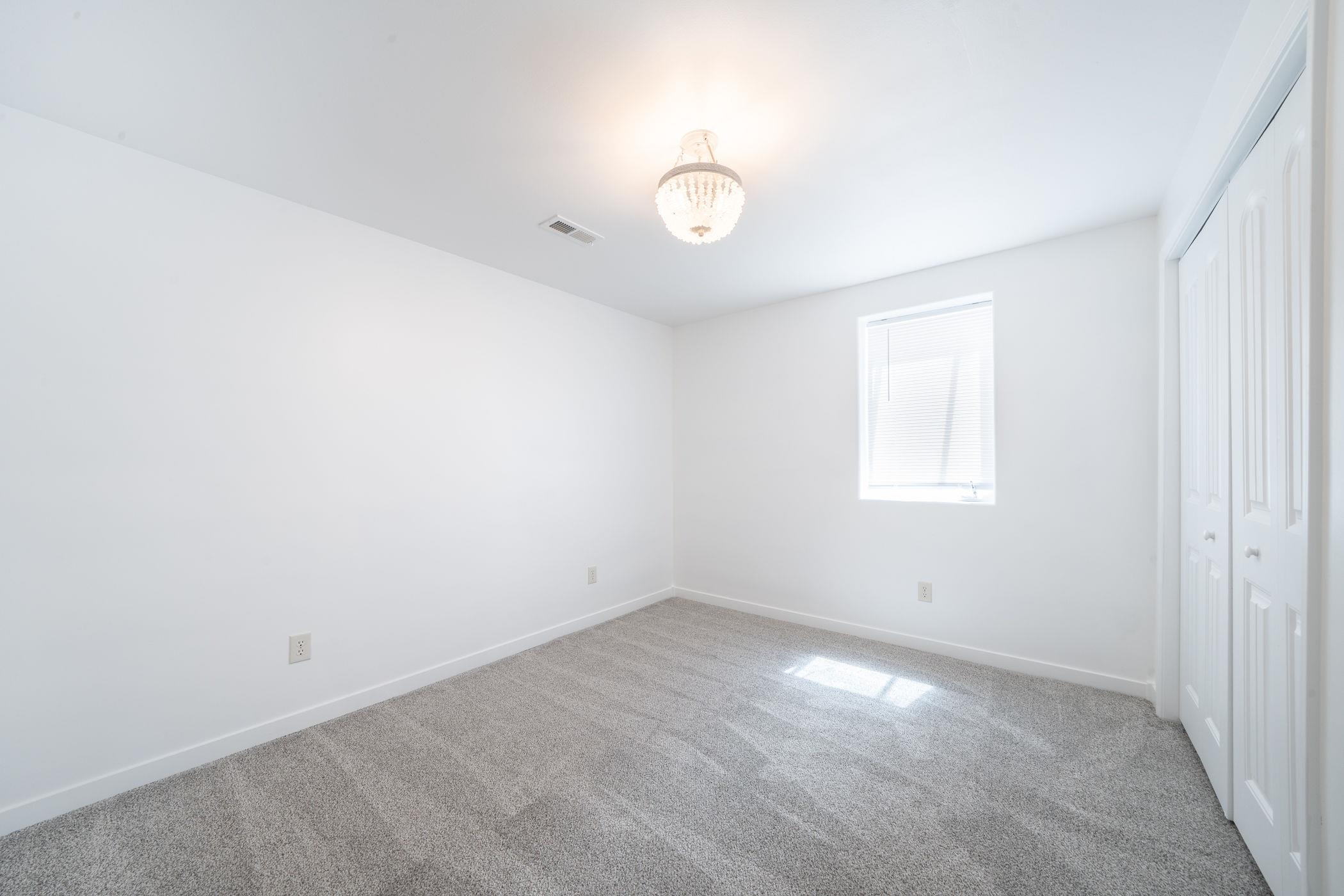 14011 E Watson St Property Photo 25