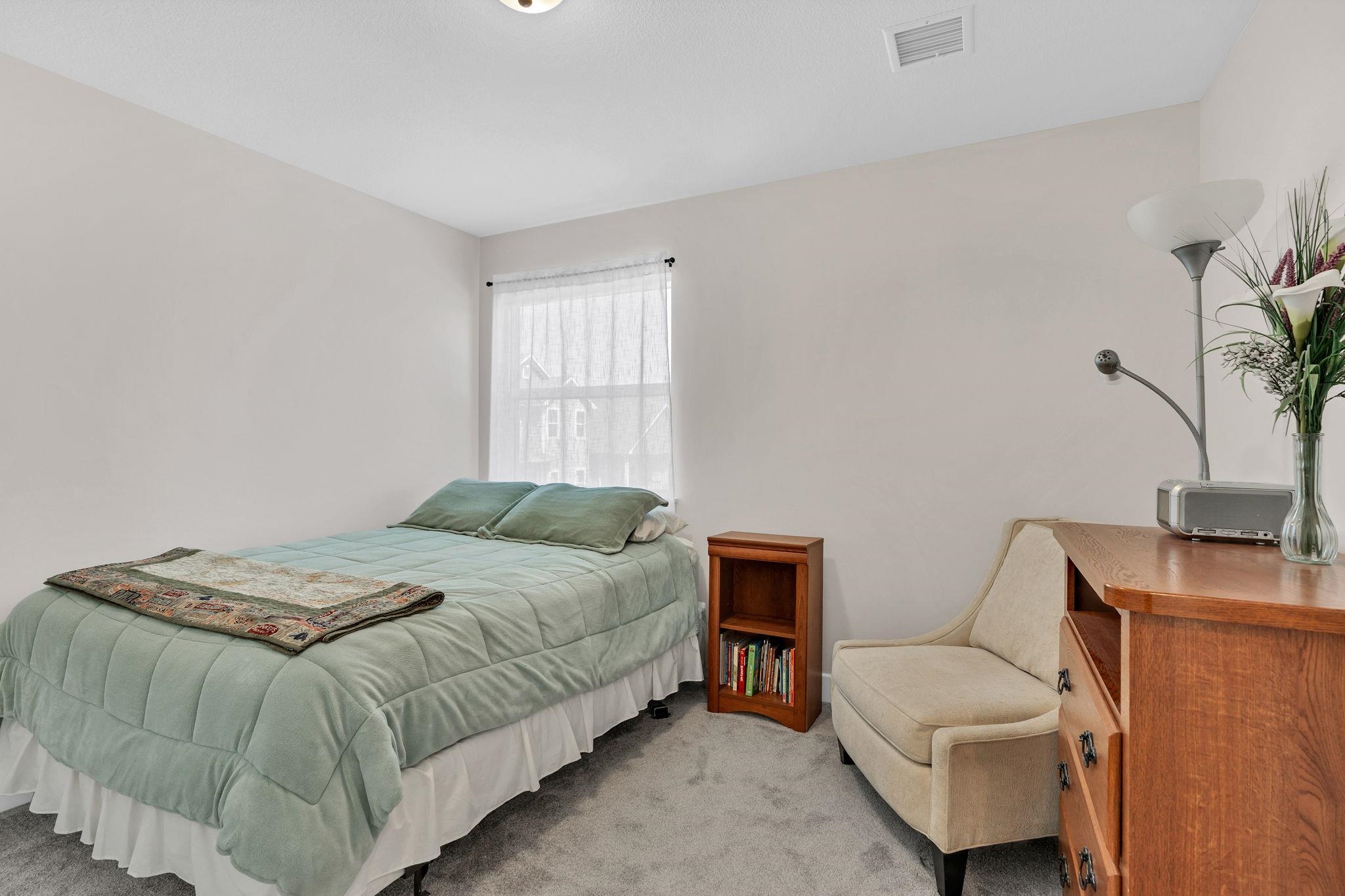 430 E Park Pl Property Photo 9