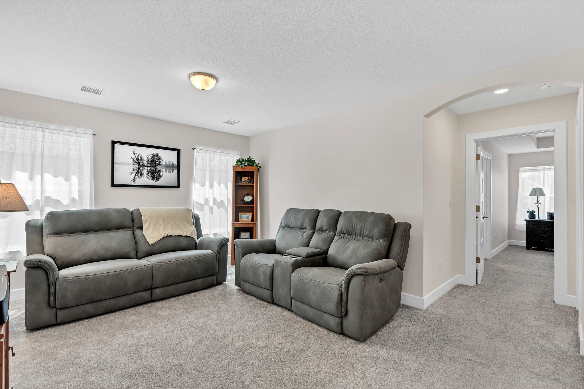 430 E Park Pl Property Photo 11