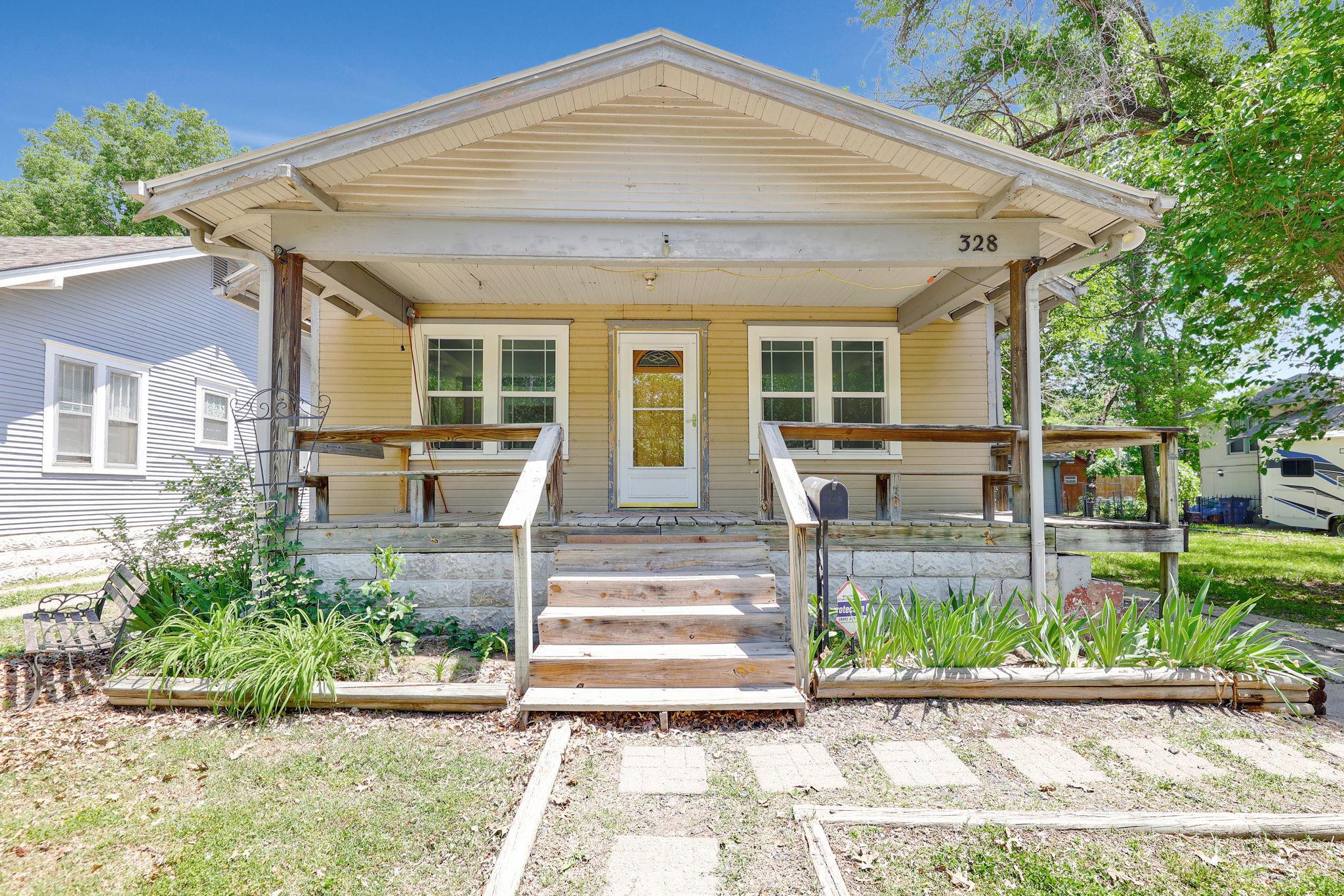 328 S Lorraine Ave
