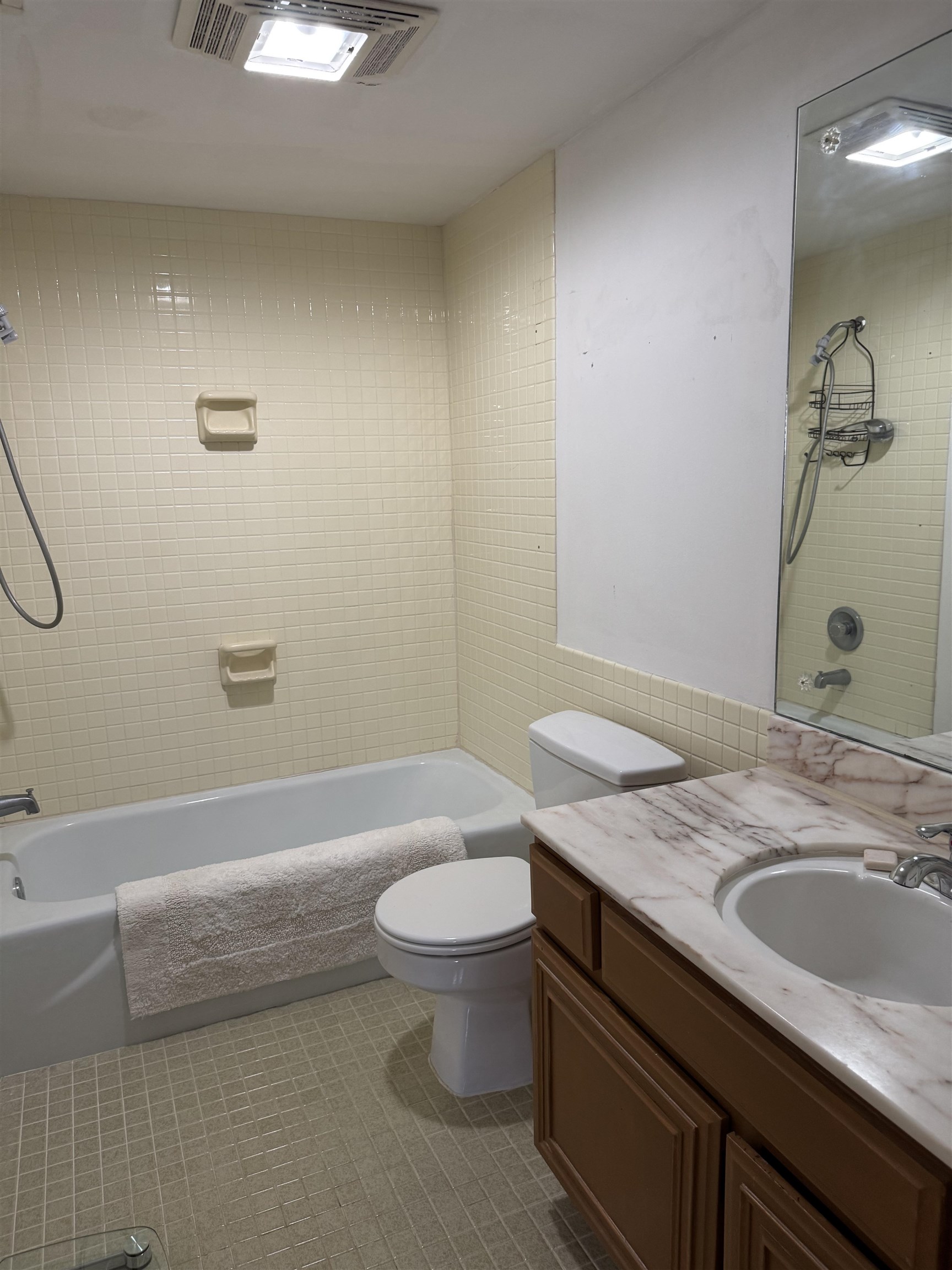 7077 E Central Unit 13 Property Photo 16