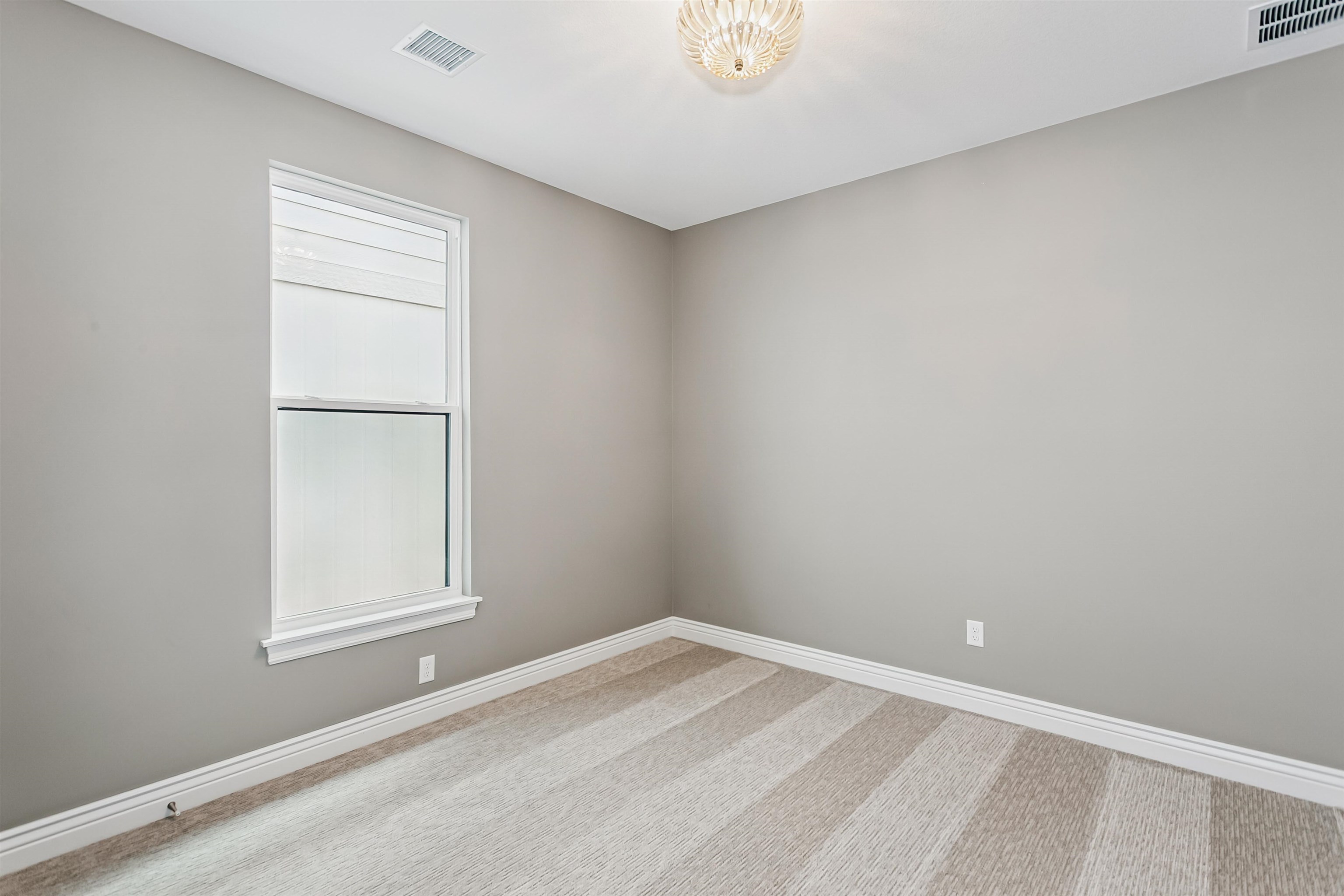 201 S Heritage Way Property Photo 22