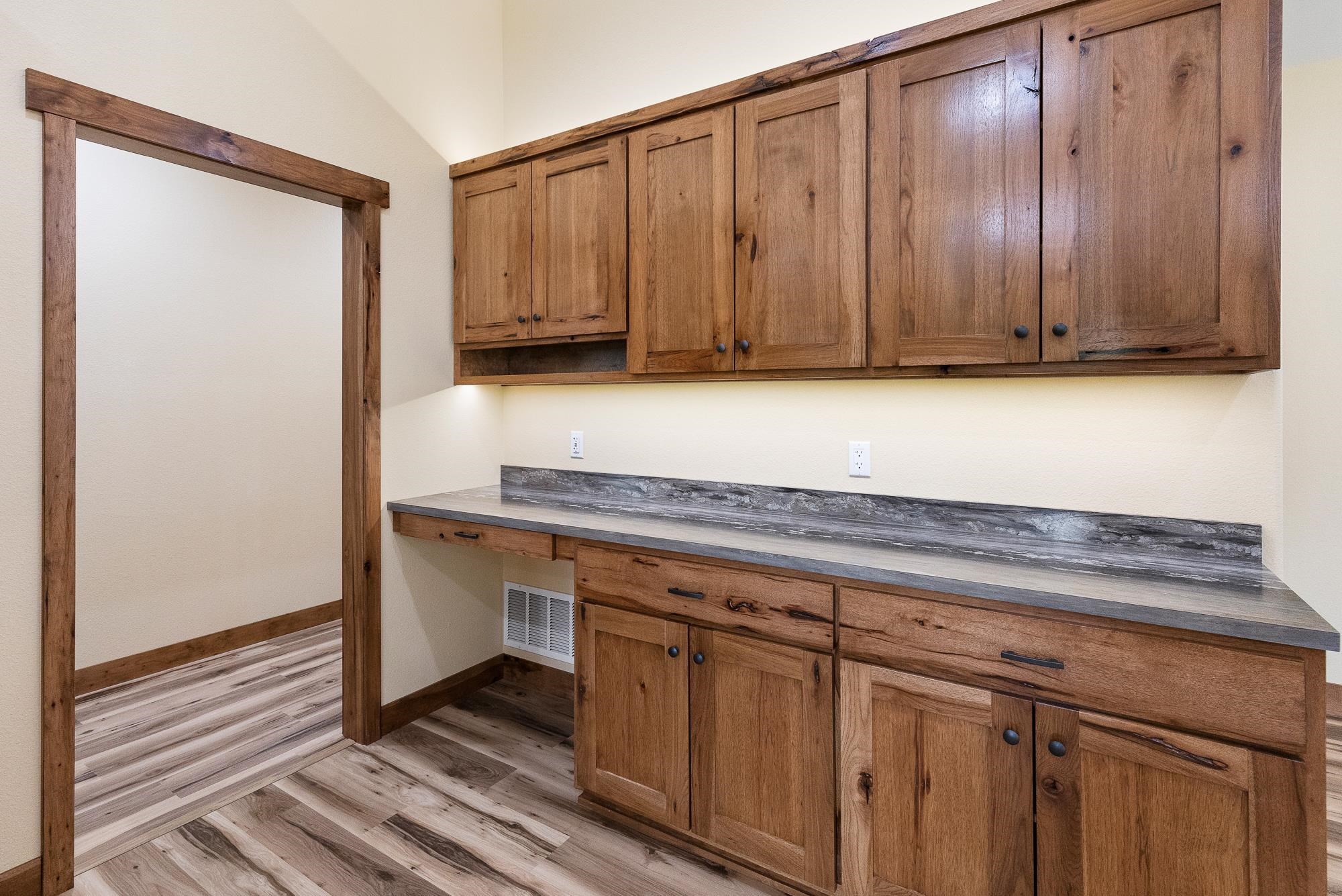 2592 Ne 10 St Property Photo 14