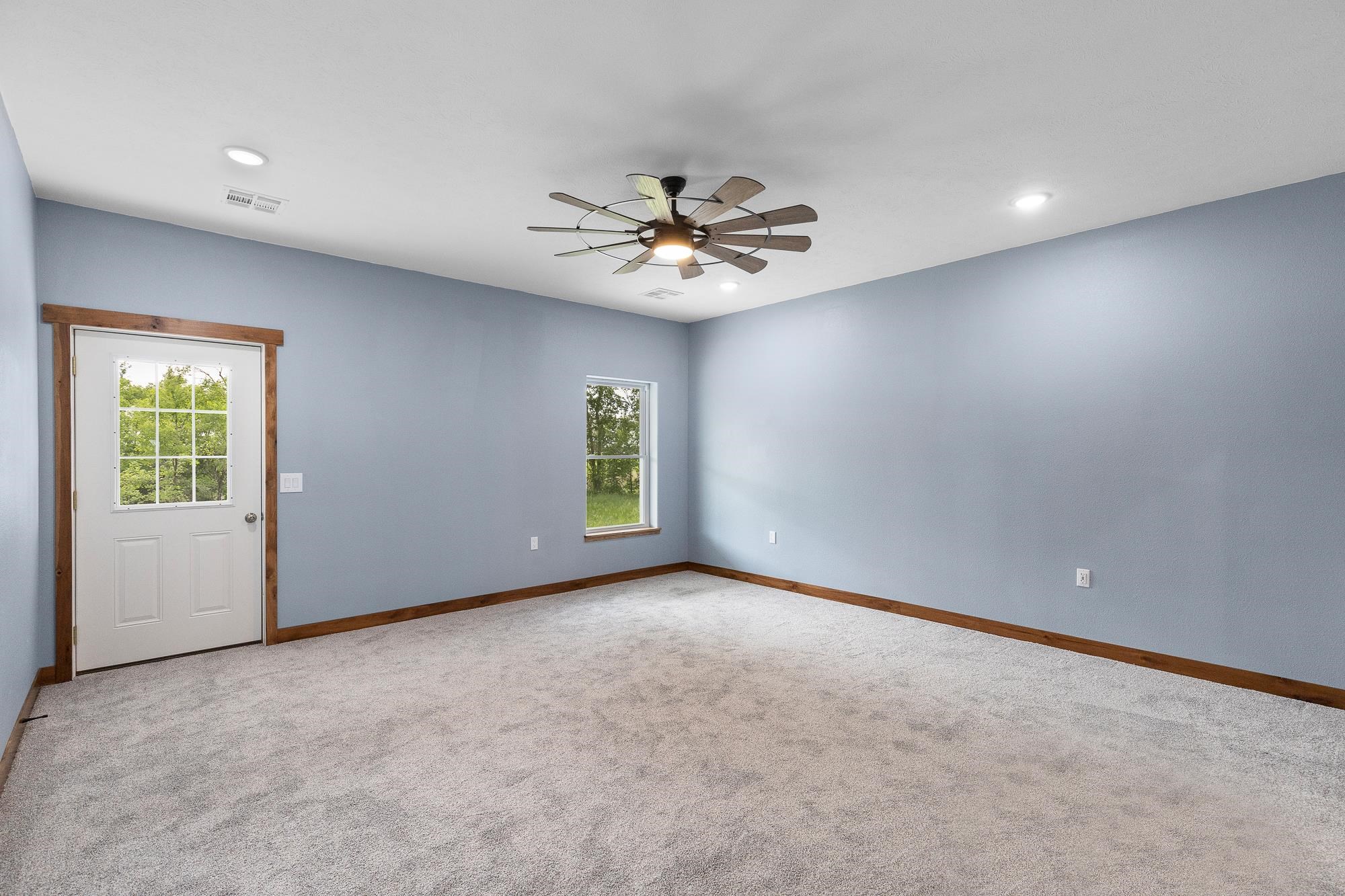 2592 Ne 10 St Property Photo 15