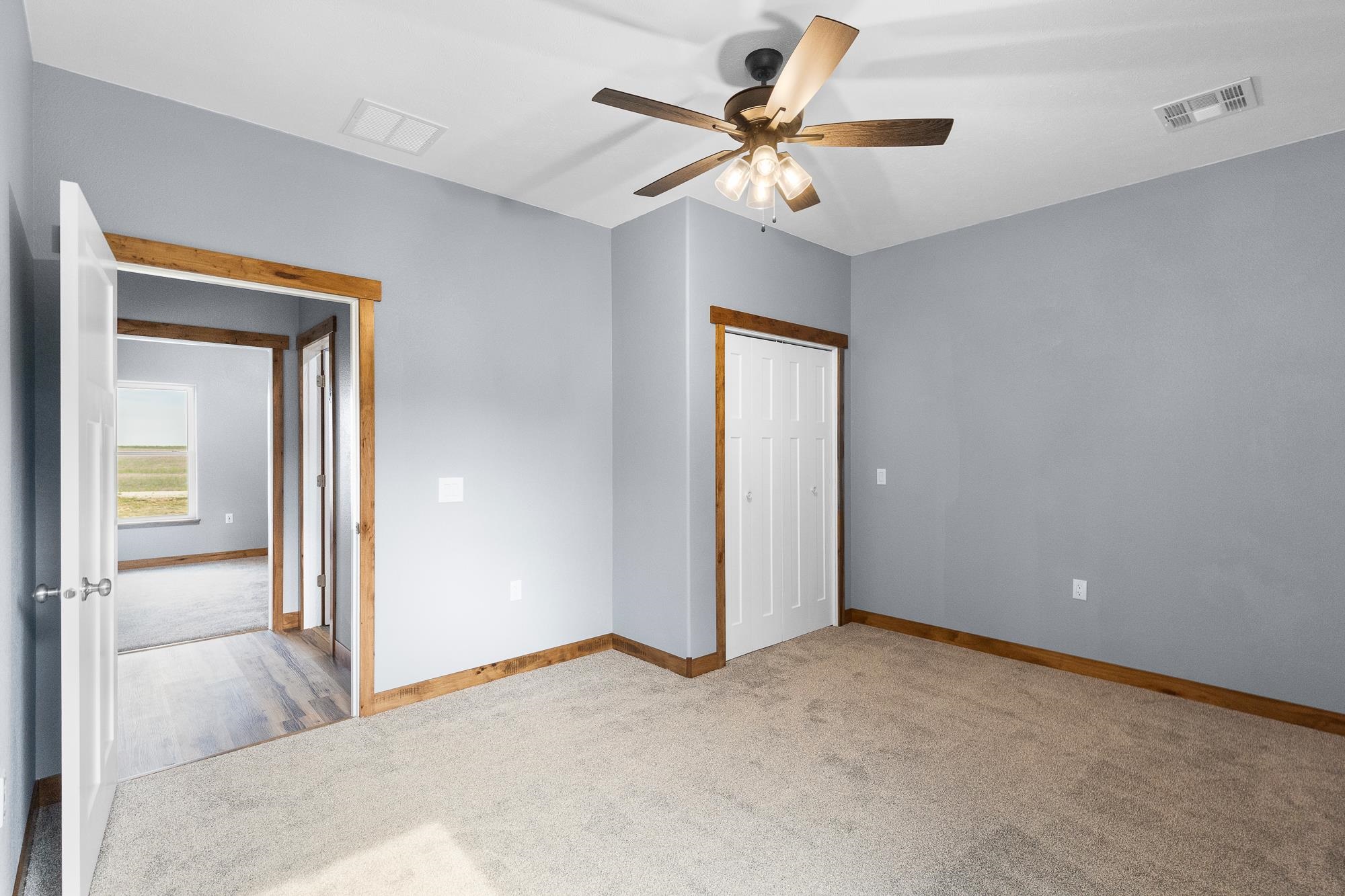2592 Ne 10 St Property Photo 26
