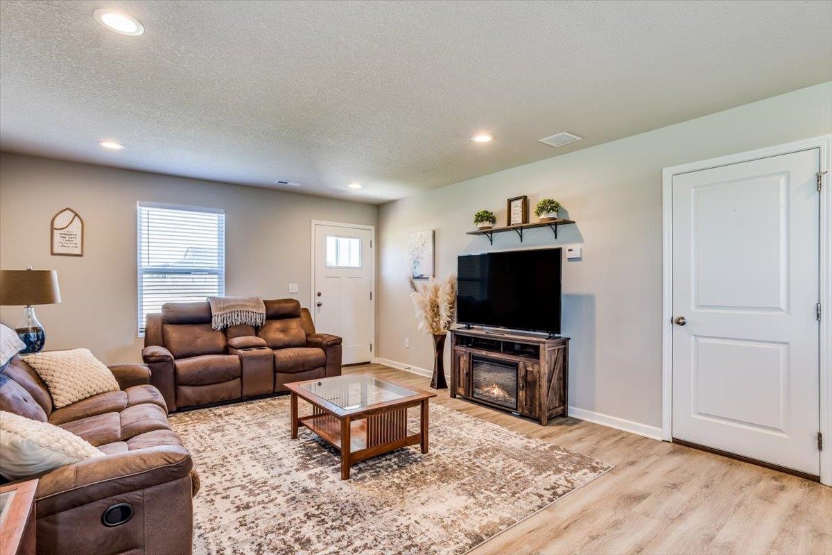 7689 E Pheasant Ridge Ct Property Photo 6
