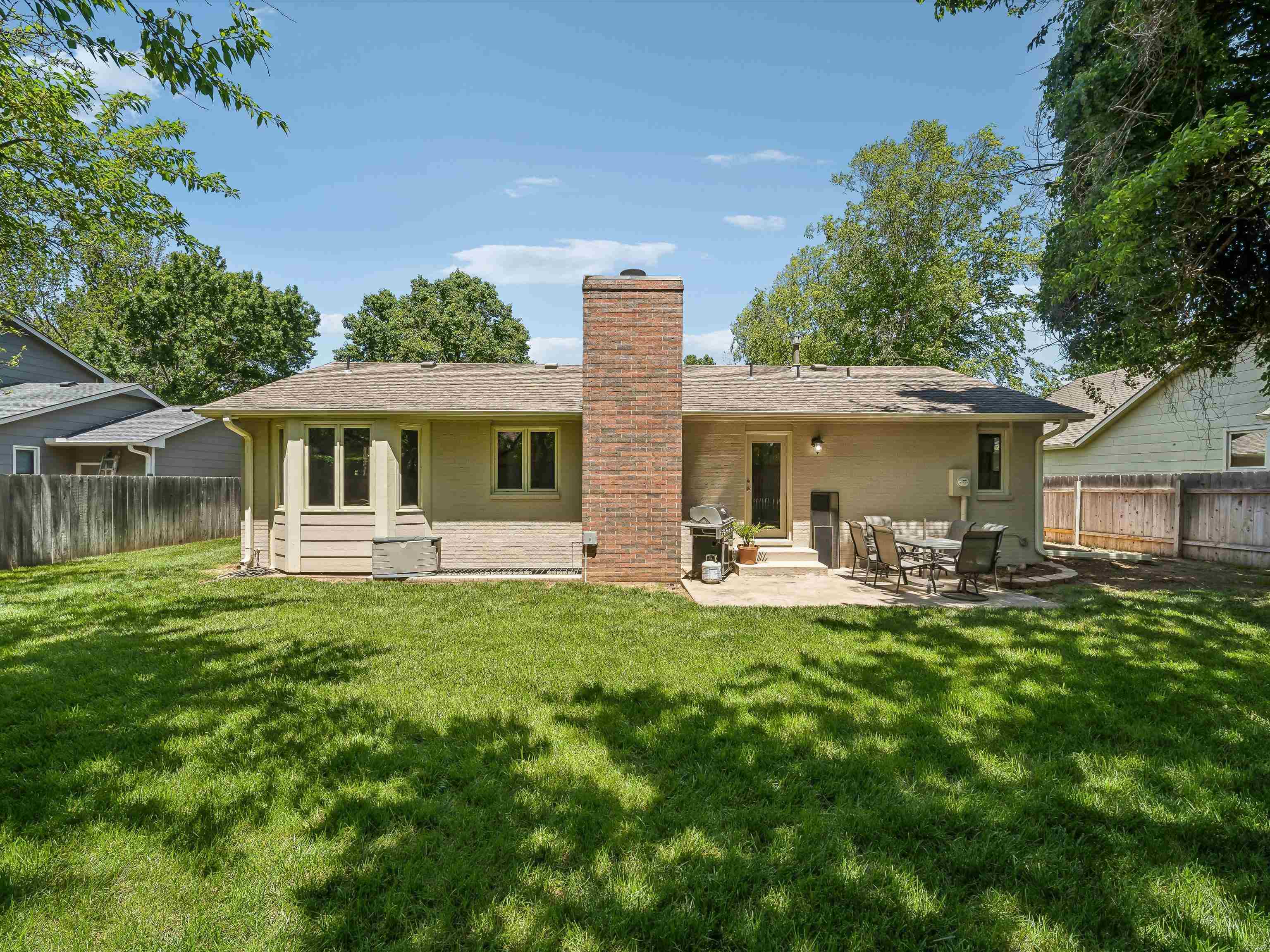 7615 W Westlawn St Property Photo 29