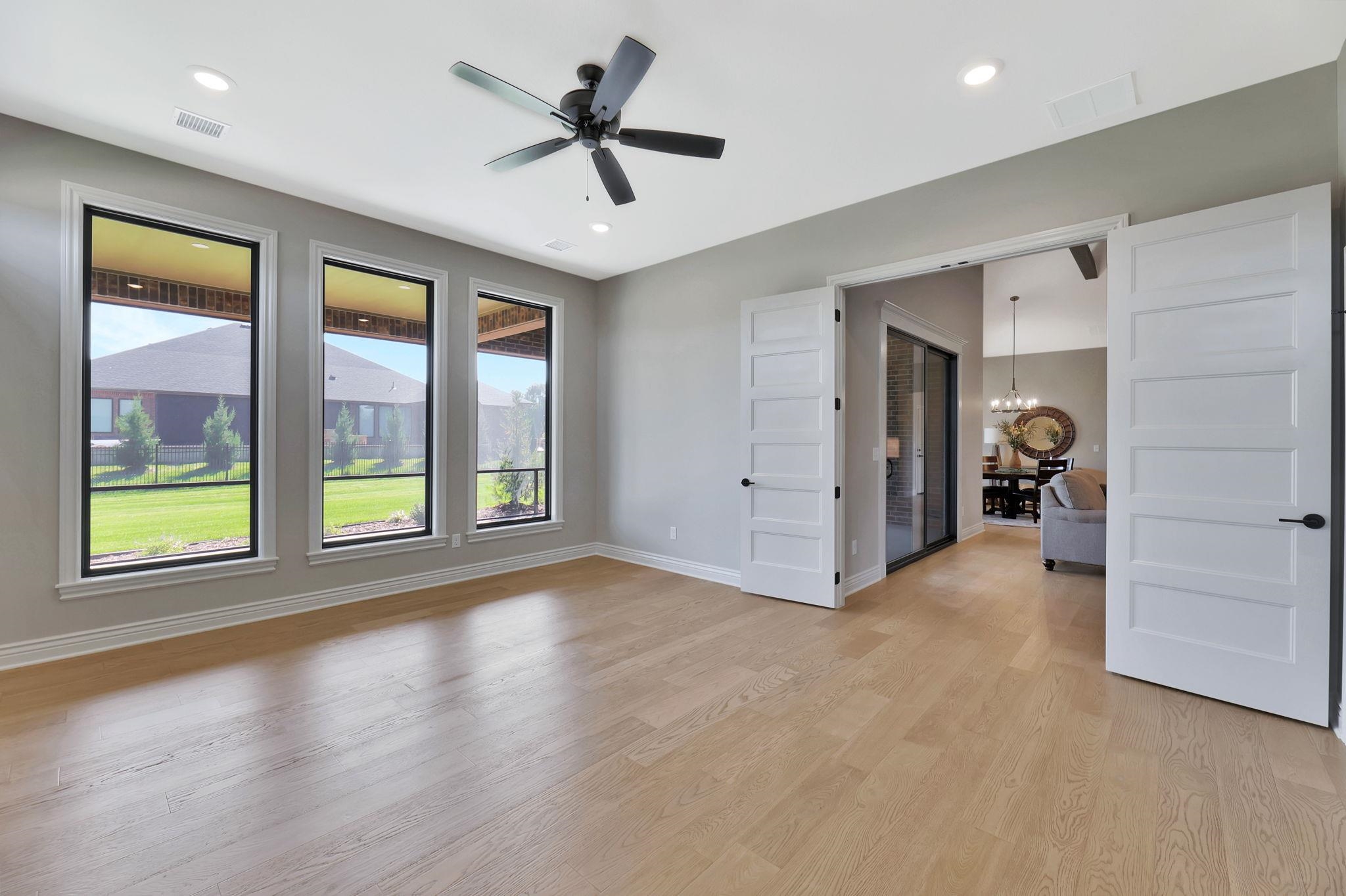 4041 N Tyler Ct Property Photo 23