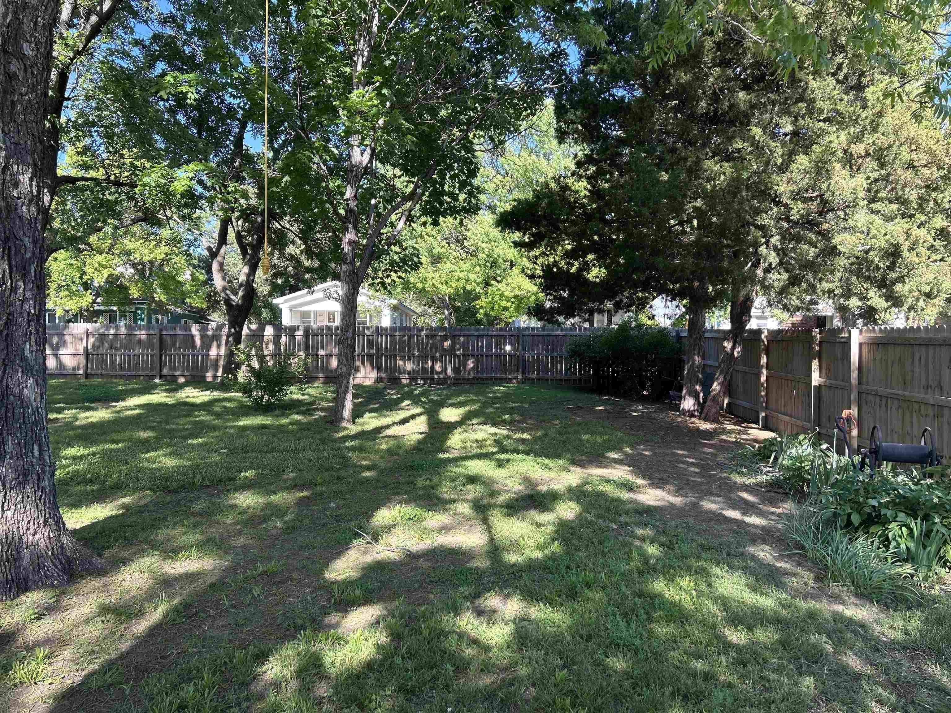 1515 E 8th Property Photo 34