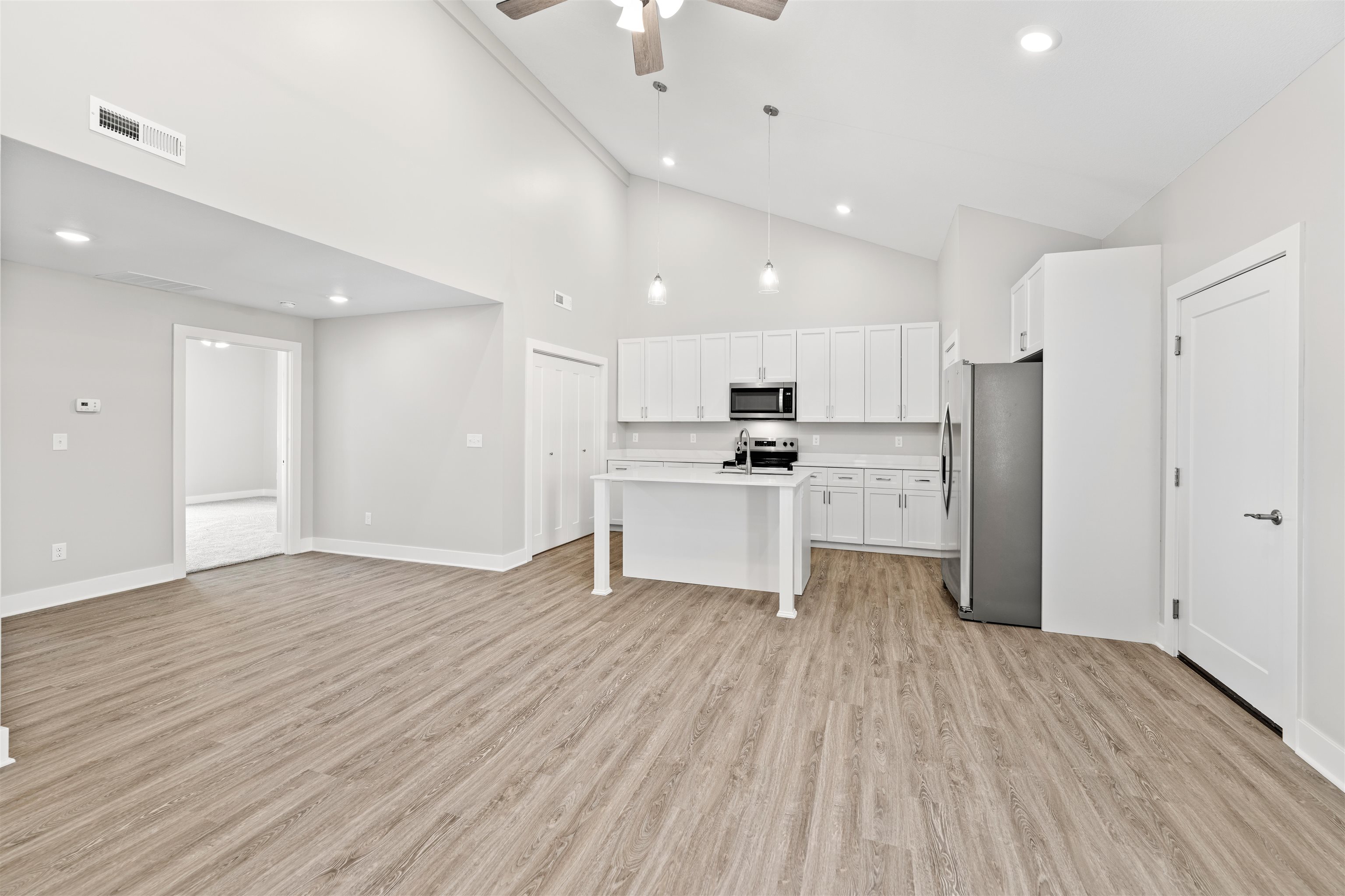 2732 Tim Rogers Ln Property Photo 4