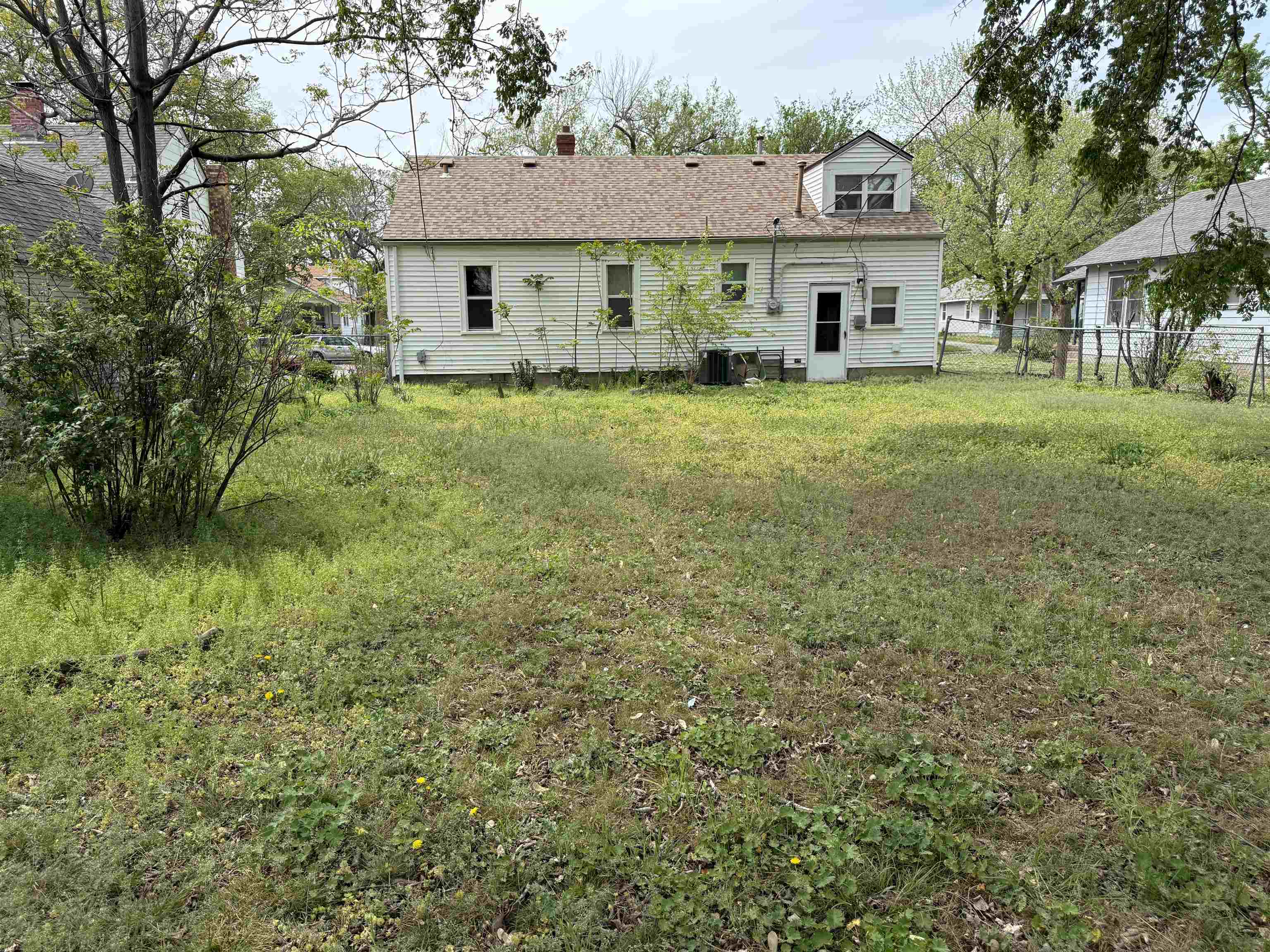 232 S Richmond Ave Property Photo 23